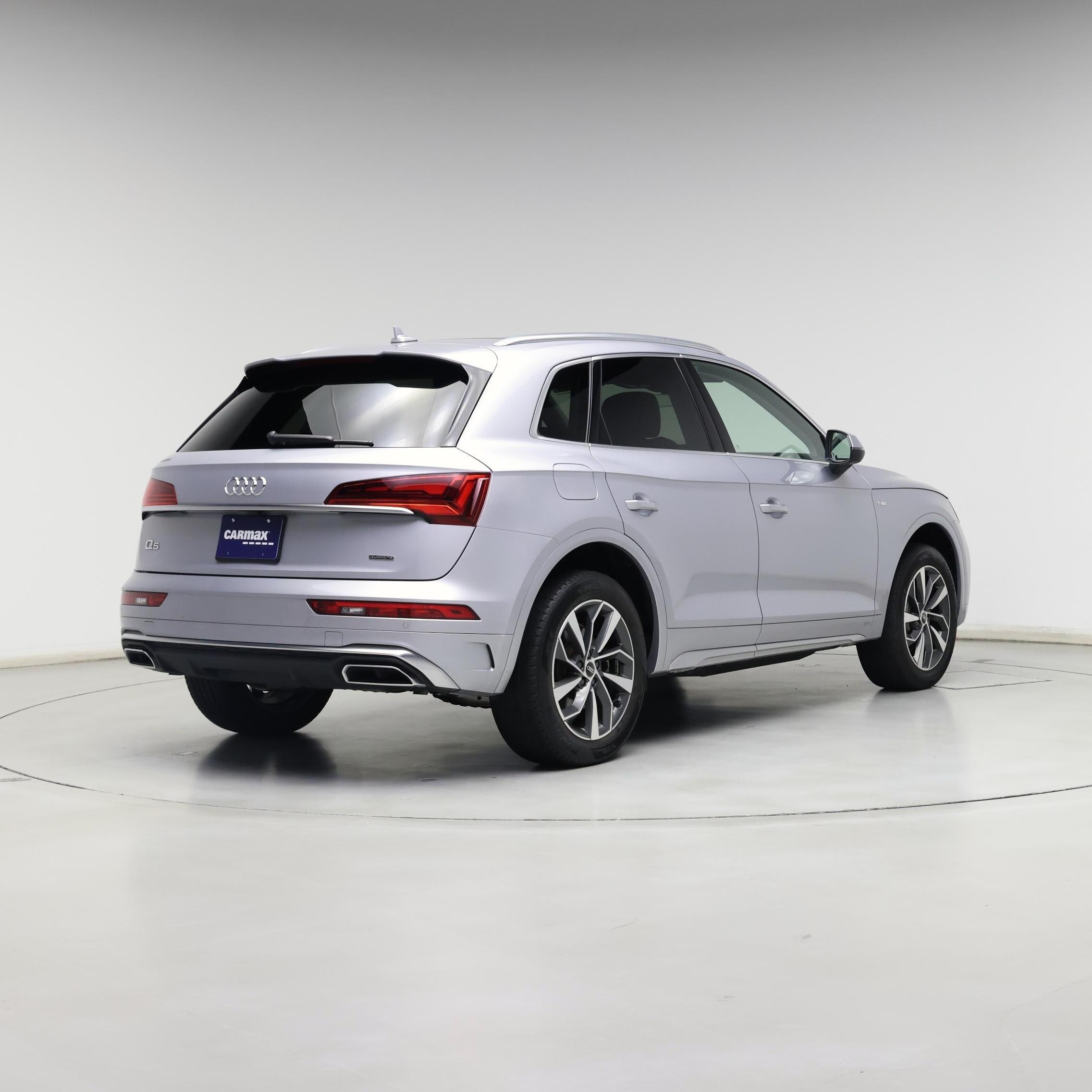 Thumbnail: 2022 Audi Q5 - 8