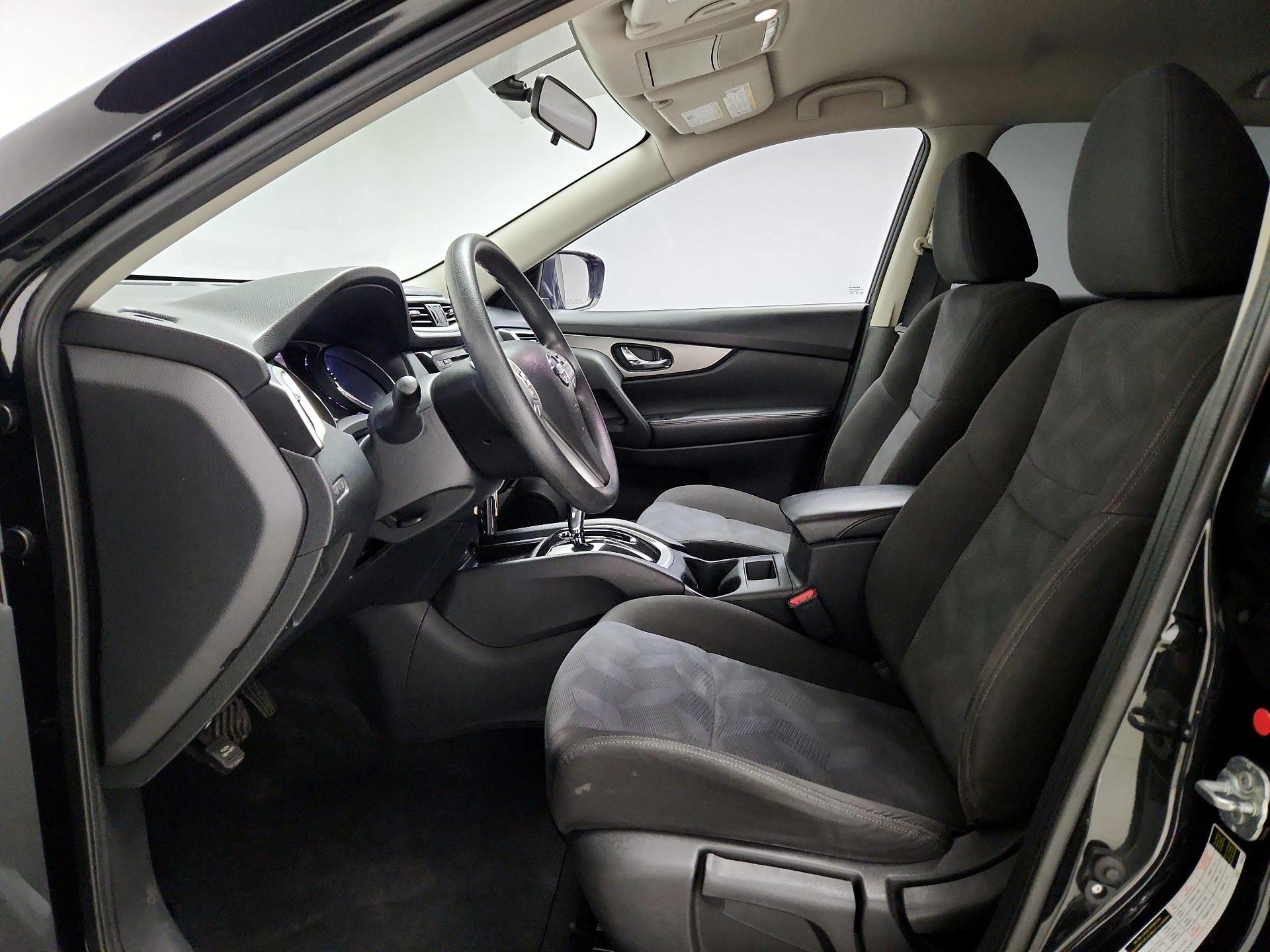 Thumbnail: 2016 Nissan Rogue - 11