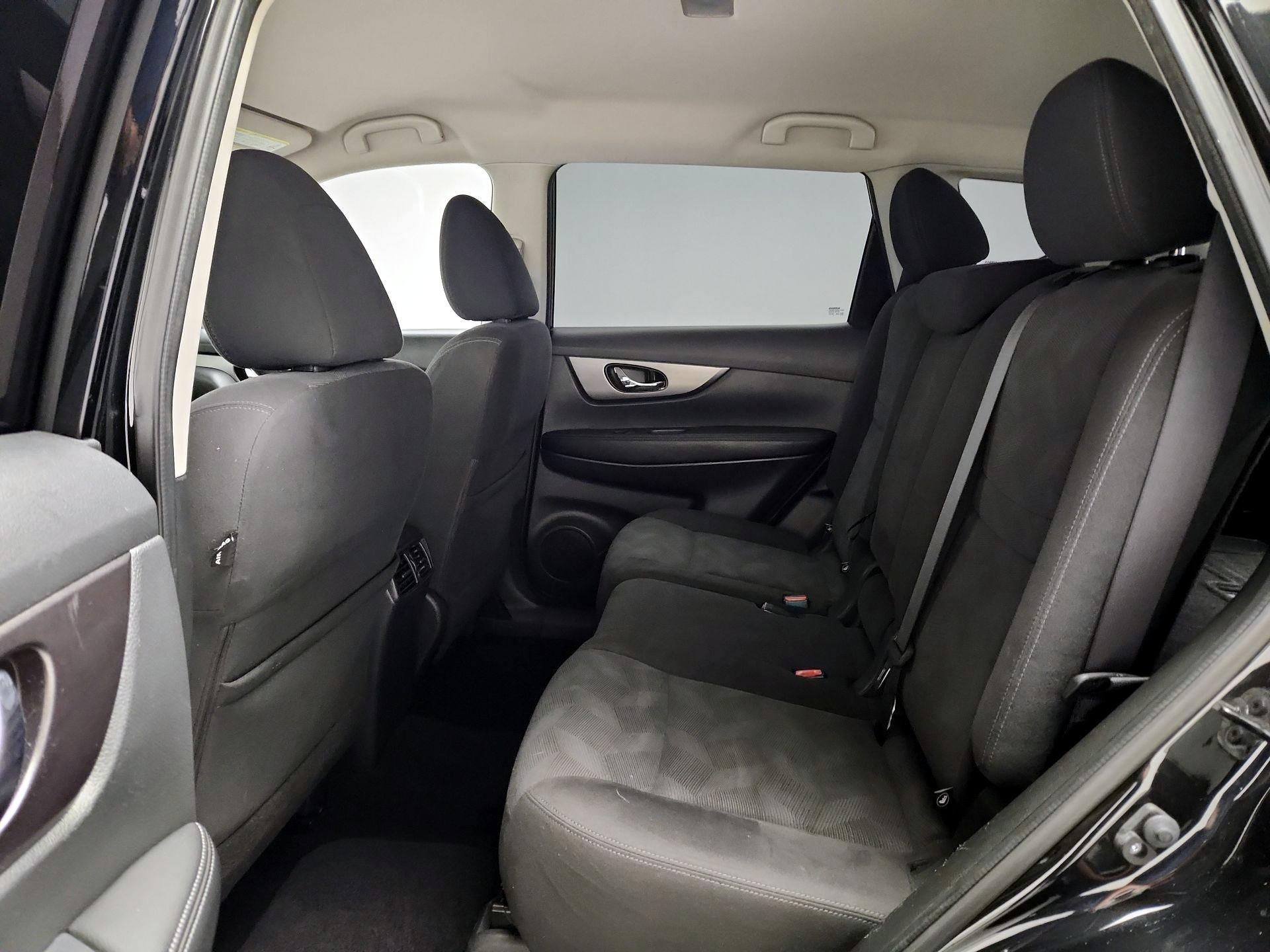 Thumbnail: 2016 Nissan Rogue - 19