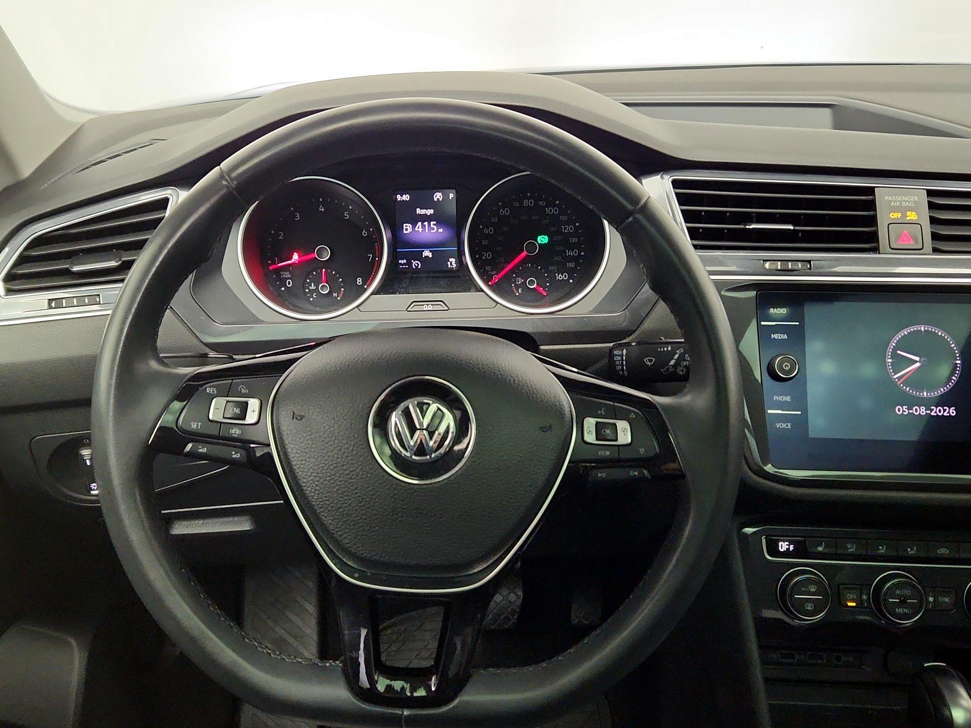 Thumbnail: 2020 Volkswagen Tiguan - 10
