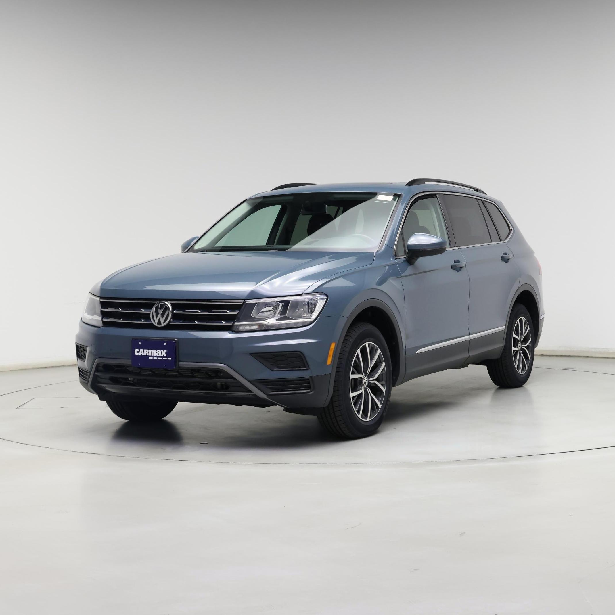 Thumbnail: 2020 Volkswagen Tiguan - 4