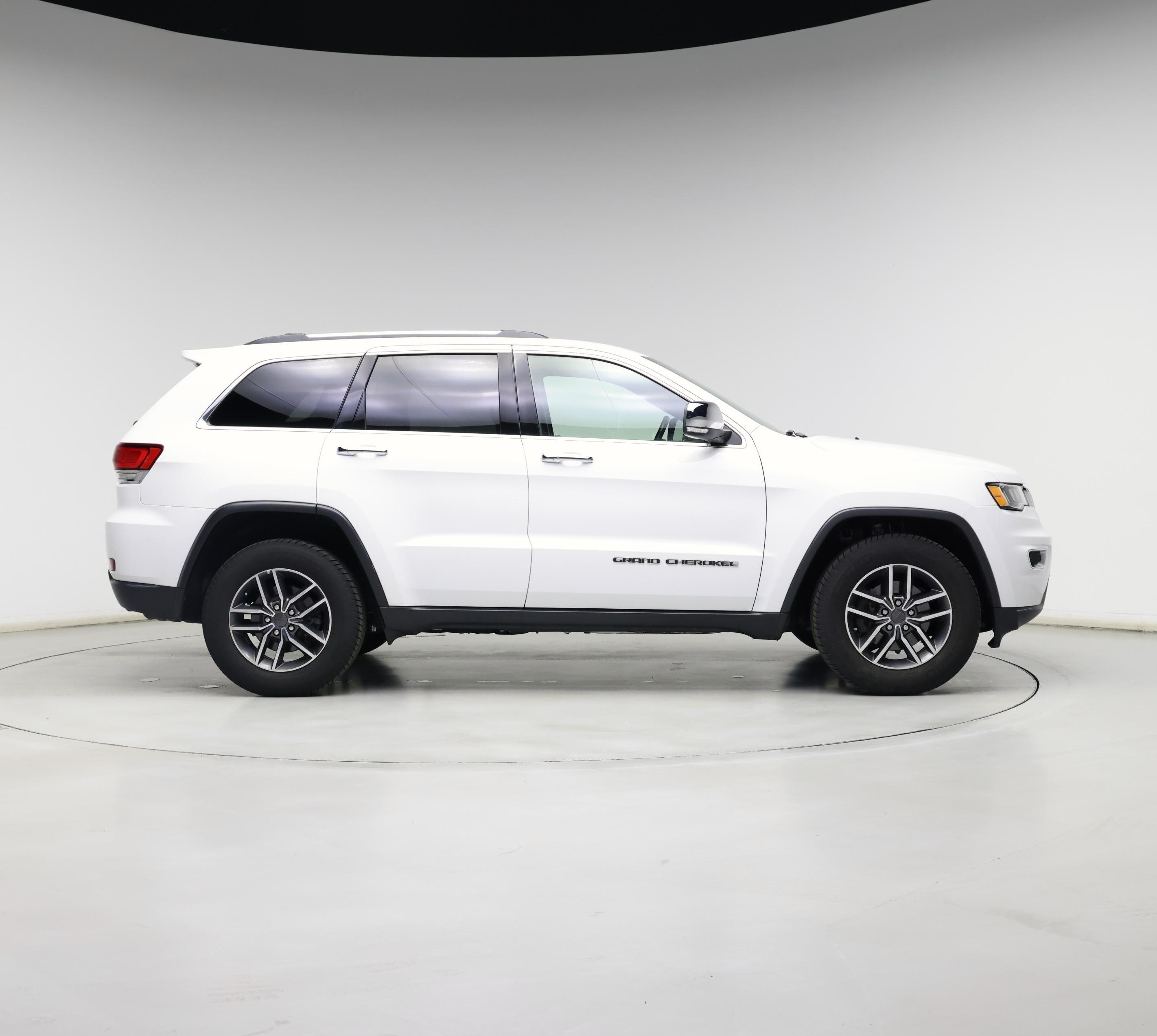 Thumbnail: 2020 Jeep Grand Cherokee - 7