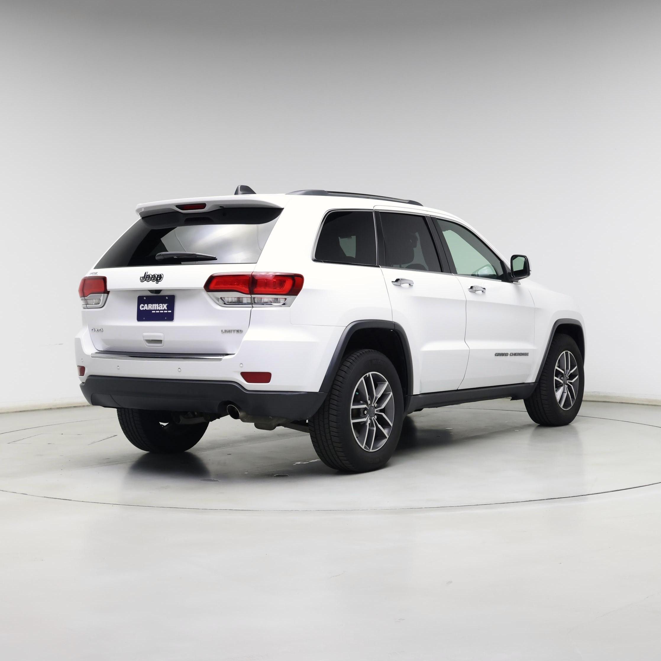 Thumbnail: 2020 Jeep Grand Cherokee - 8