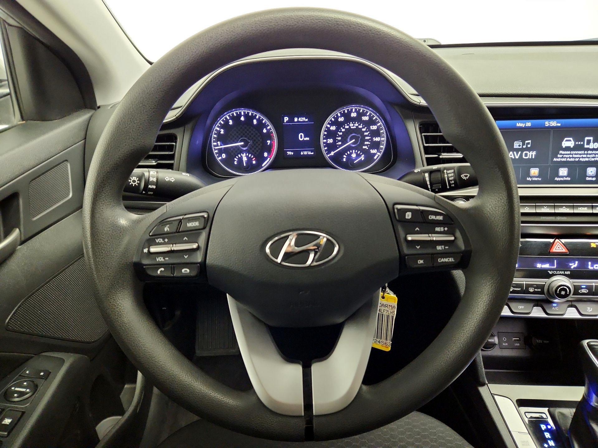 Thumbnail: 2020 Hyundai Elantra - 10