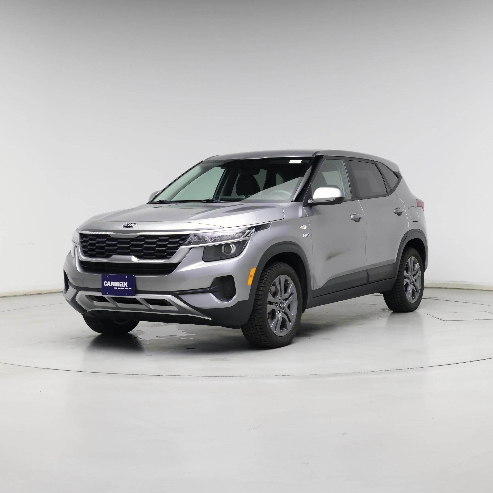 Thumbnail: 2021 Kia Seltos - 4