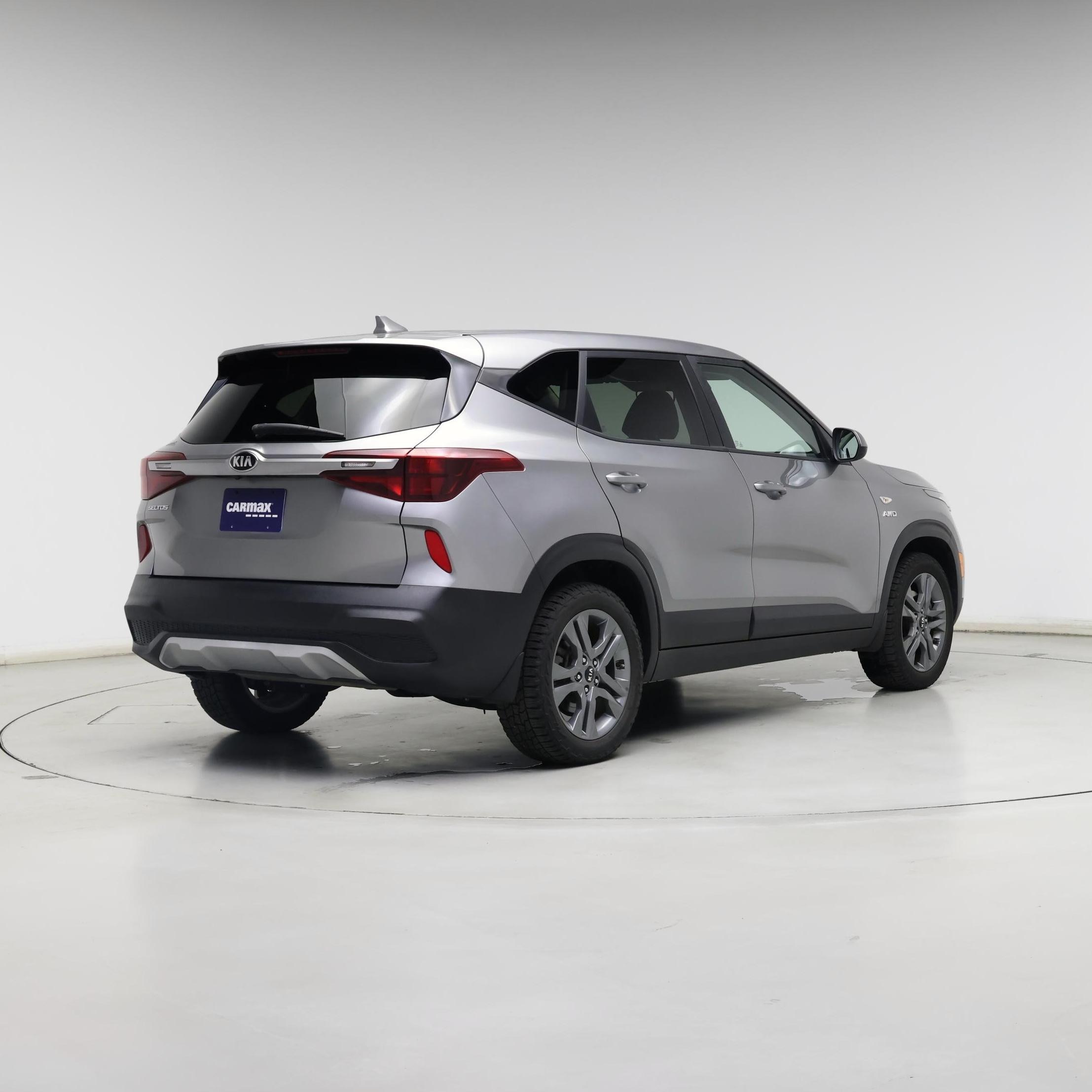 Thumbnail: 2021 Kia Seltos - 8