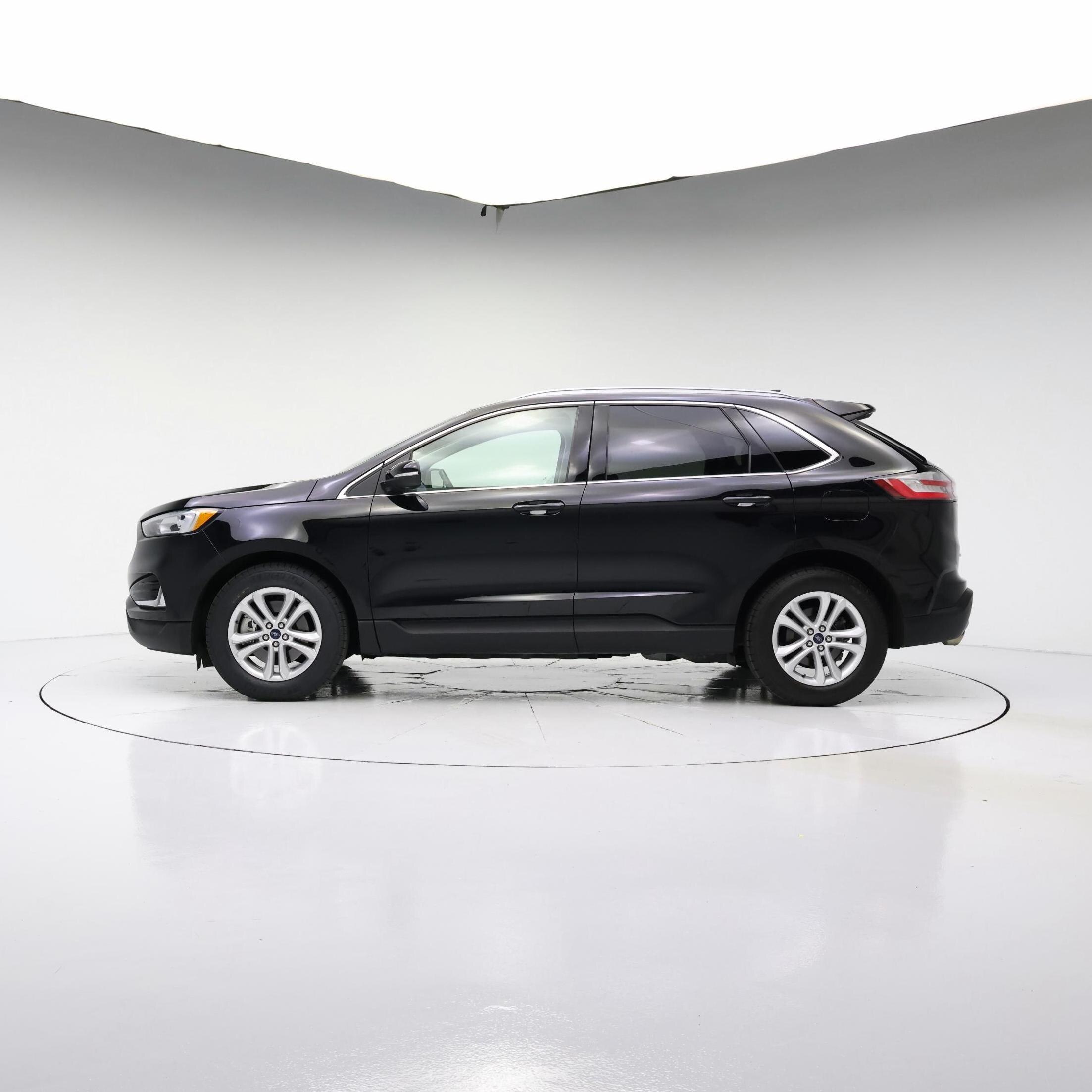 Thumbnail: 2020 Ford Edge - 3