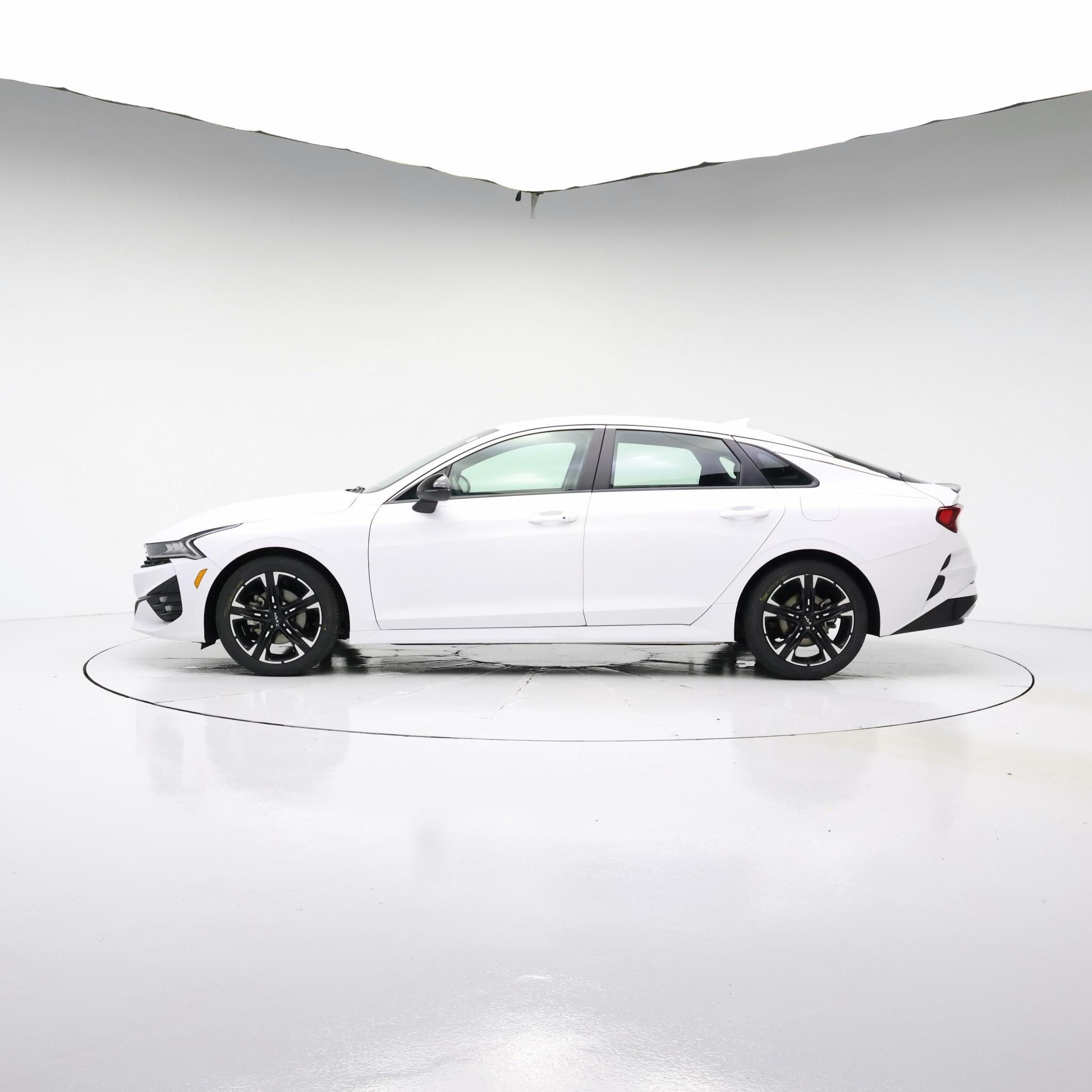 Thumbnail: 2022 Kia K5 - 3