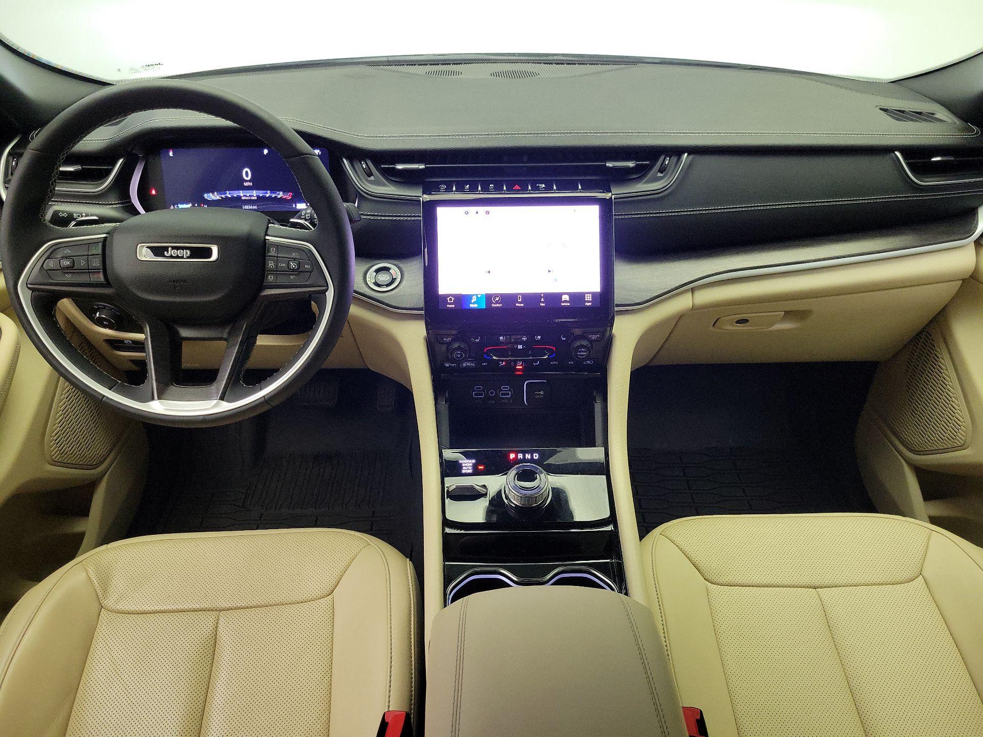 Thumbnail: 2023 Jeep Grand Cherokee - 9