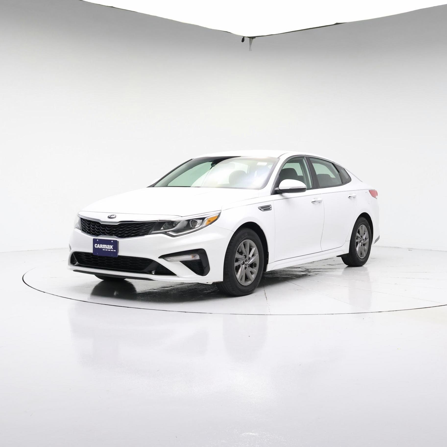Thumbnail: 2020 Kia Optima - 4