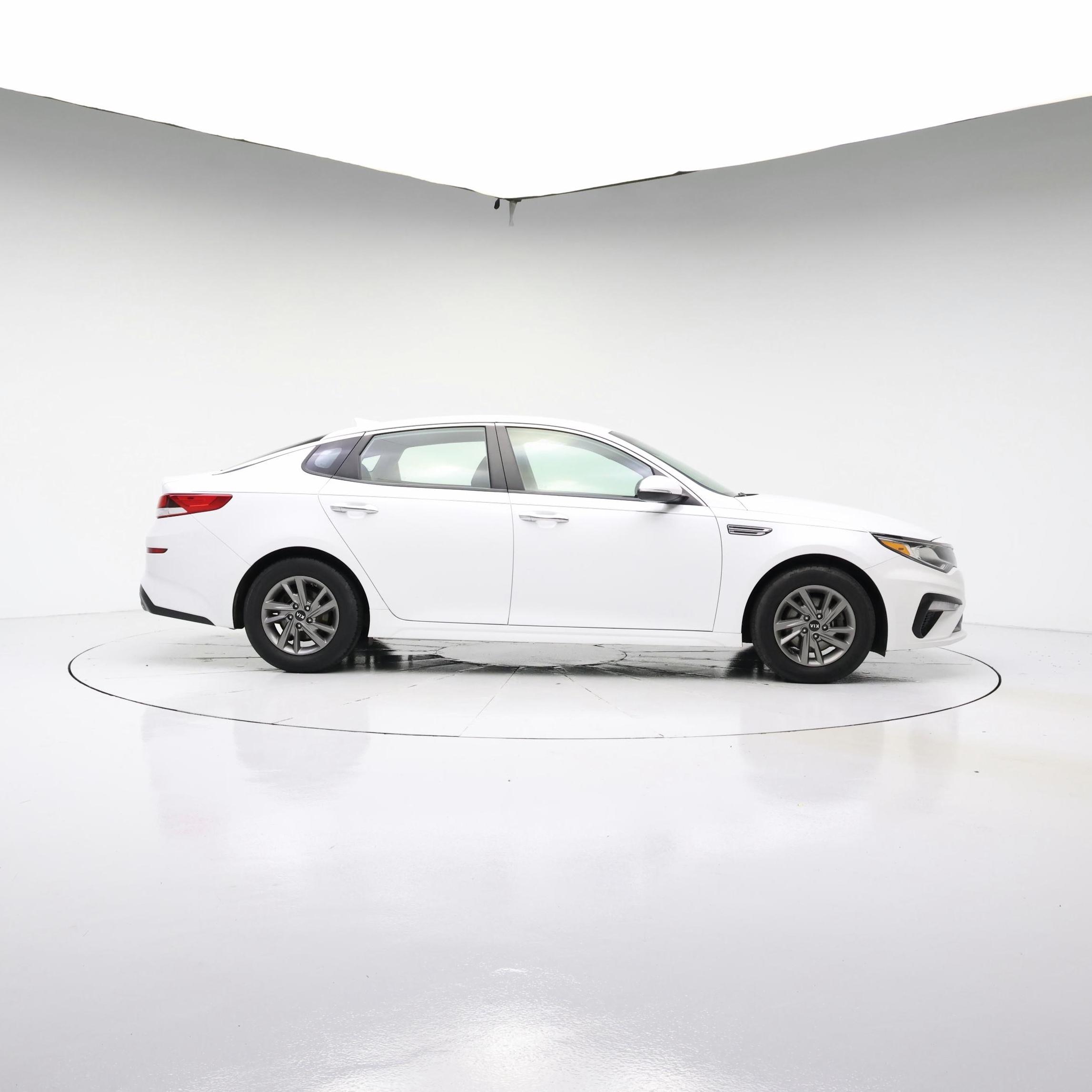 Thumbnail: 2020 Kia Optima - 7