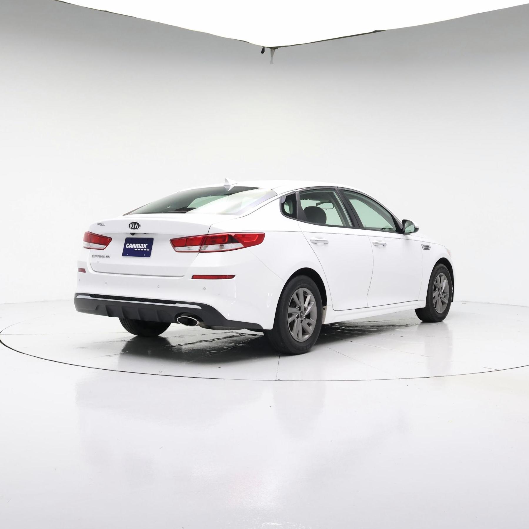 Thumbnail: 2020 Kia Optima - 8
