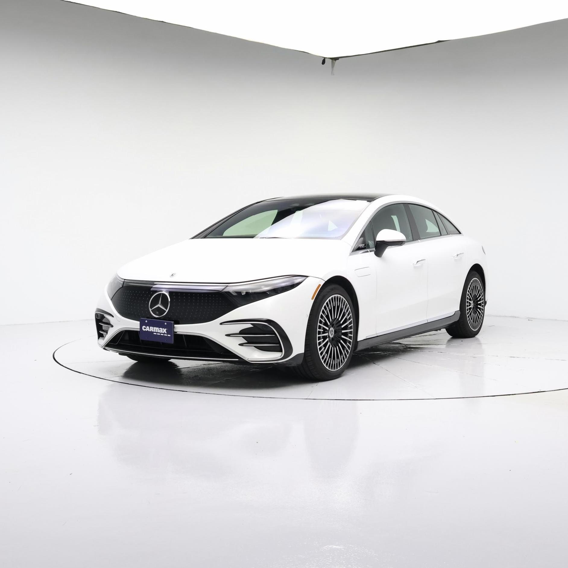 Thumbnail: 2023 Mercedes-Benz EQS - 4