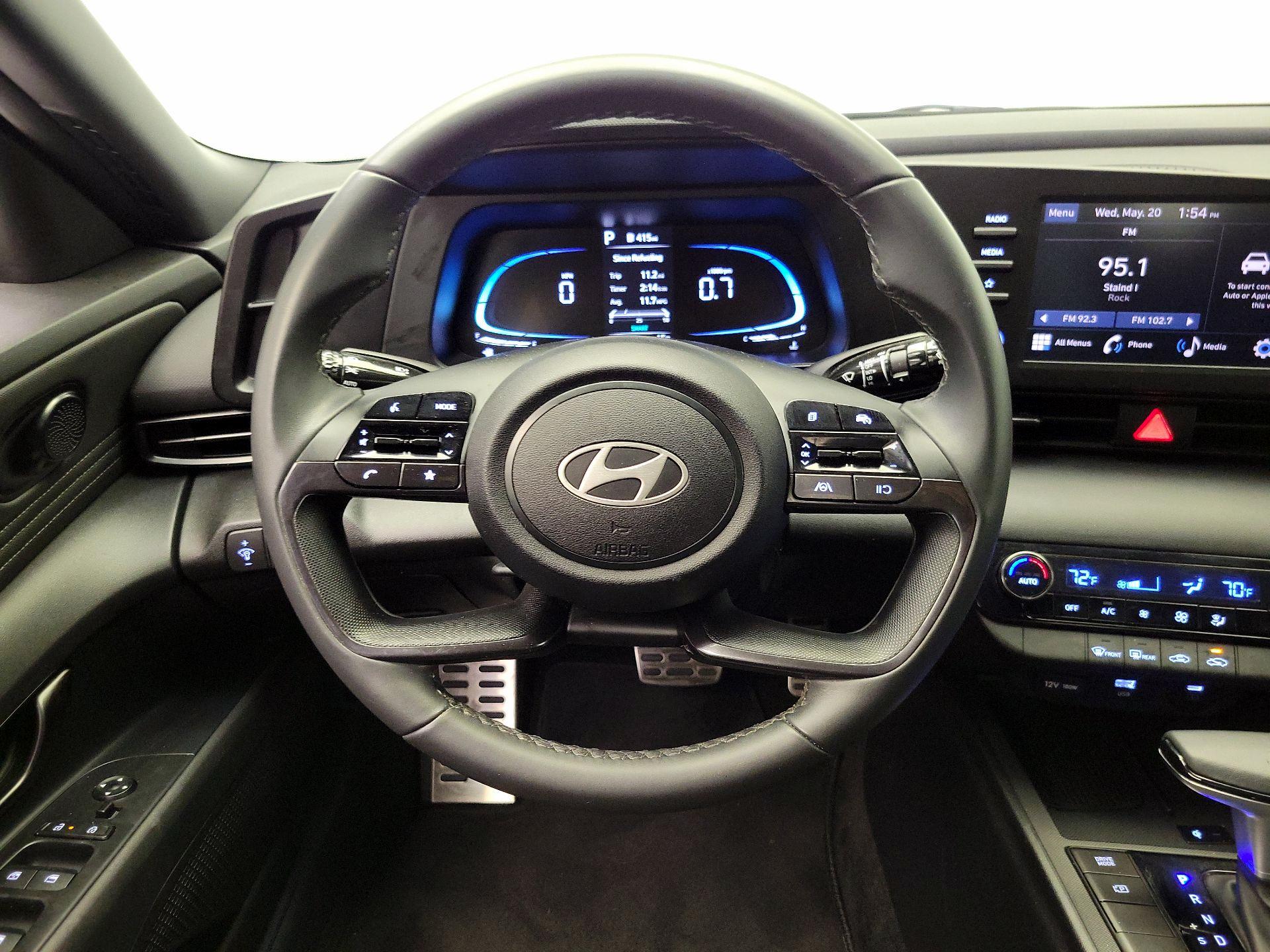 Thumbnail: 2025 Hyundai Elantra - 10