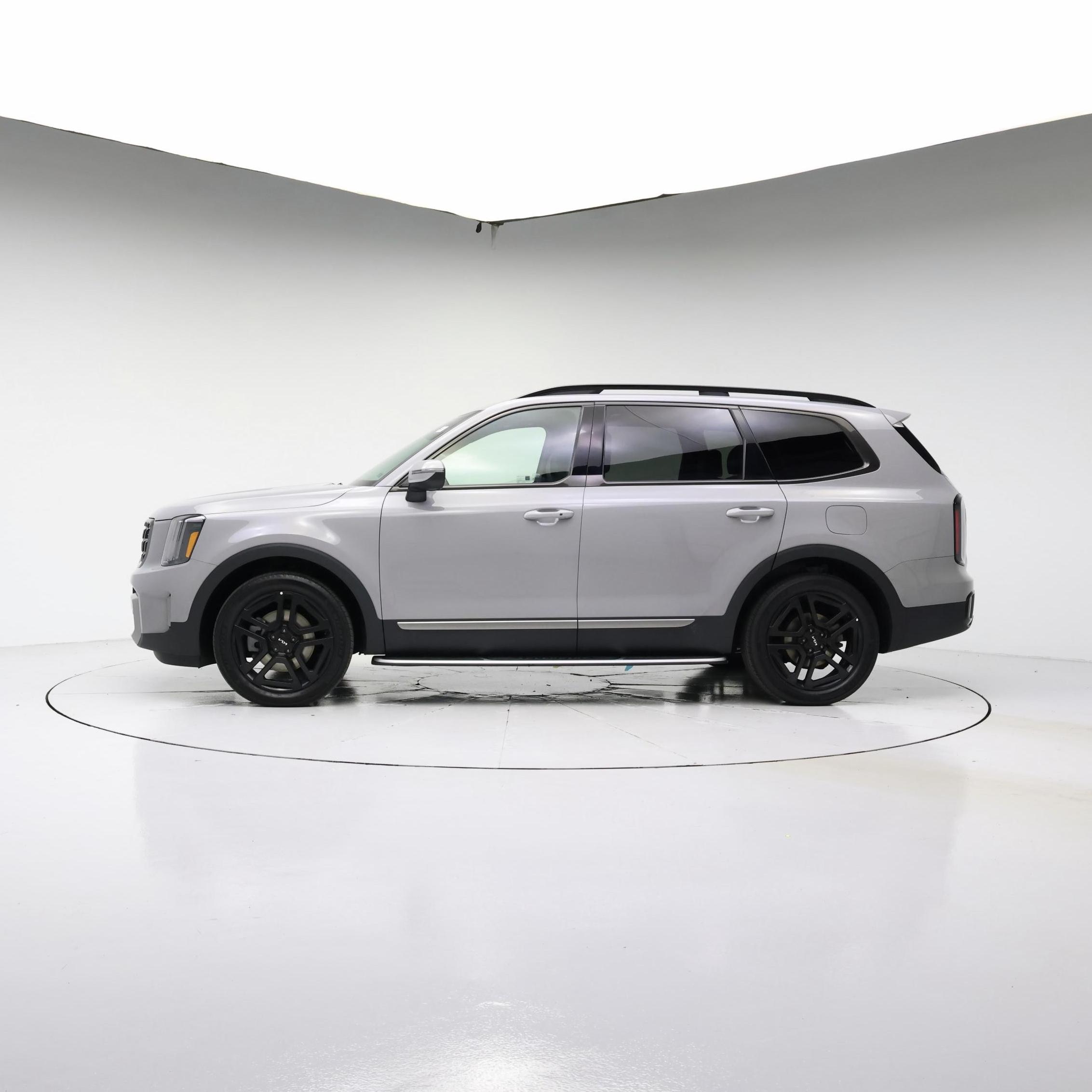 Thumbnail: 2023 Kia Telluride - 3