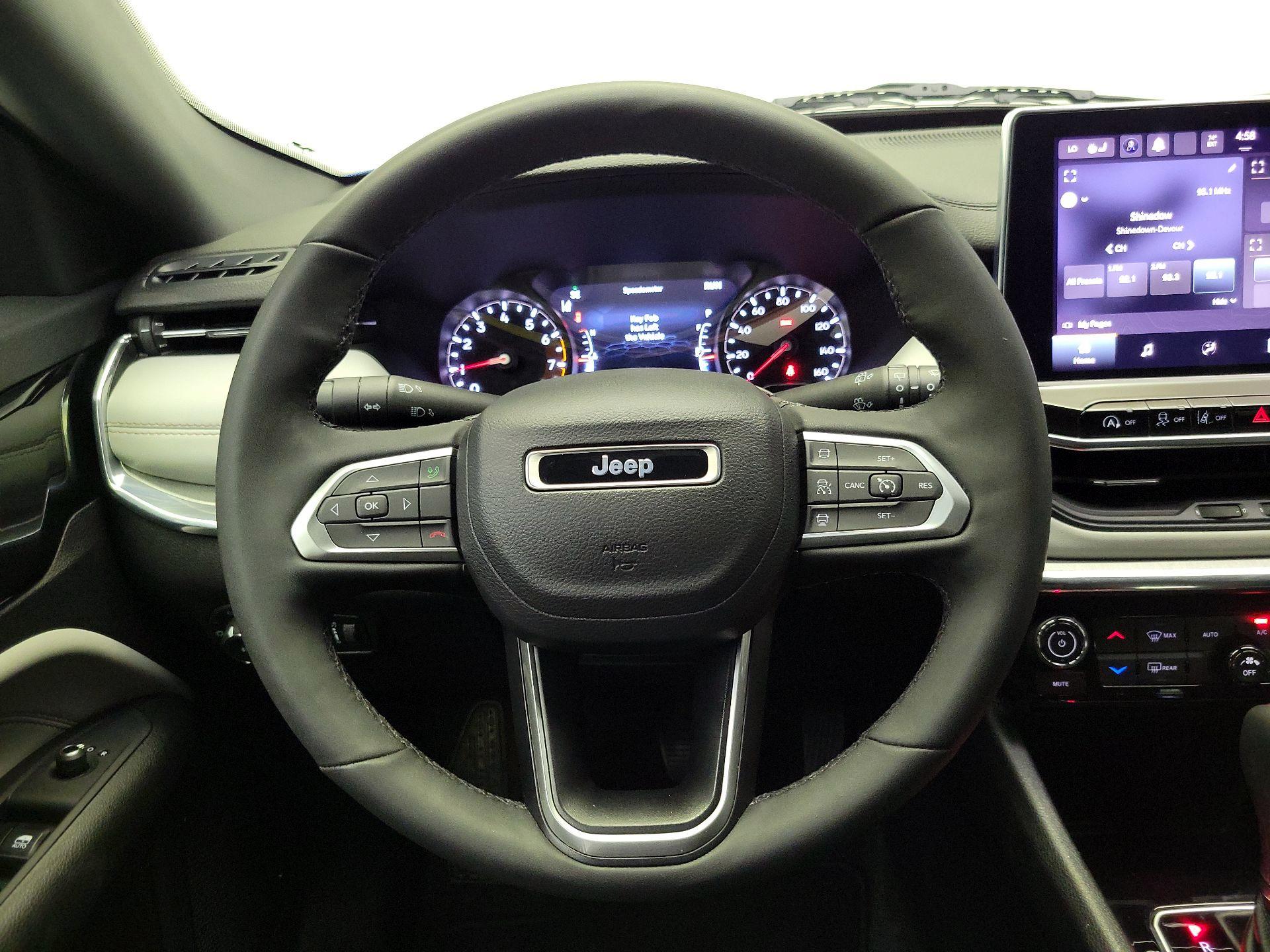 Thumbnail: 2023 Jeep Compass - 10