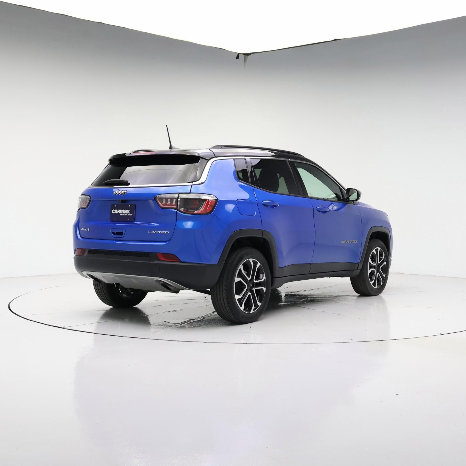 Thumbnail: 2023 Jeep Compass - 8