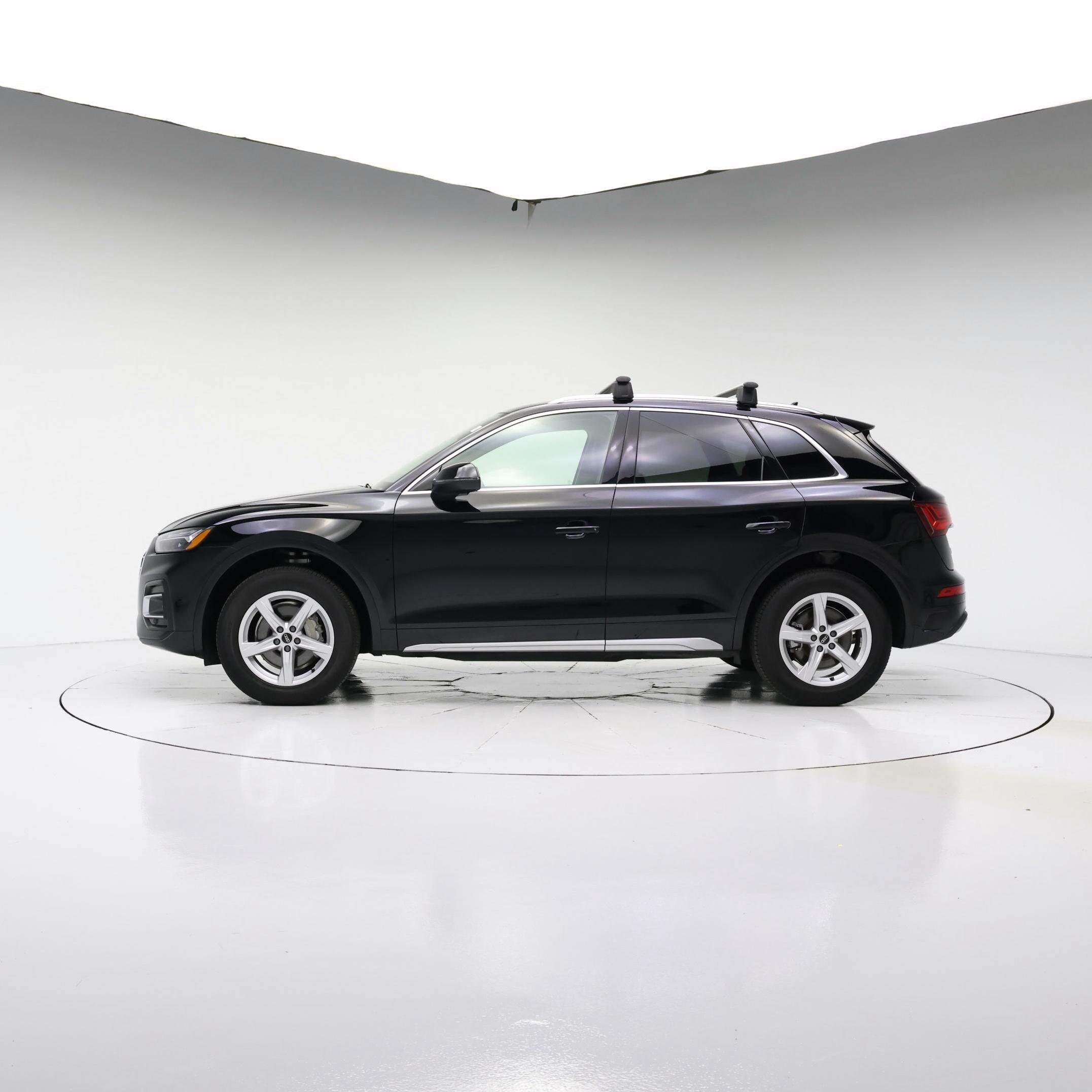 Thumbnail: 2023 Audi Q5 - 3