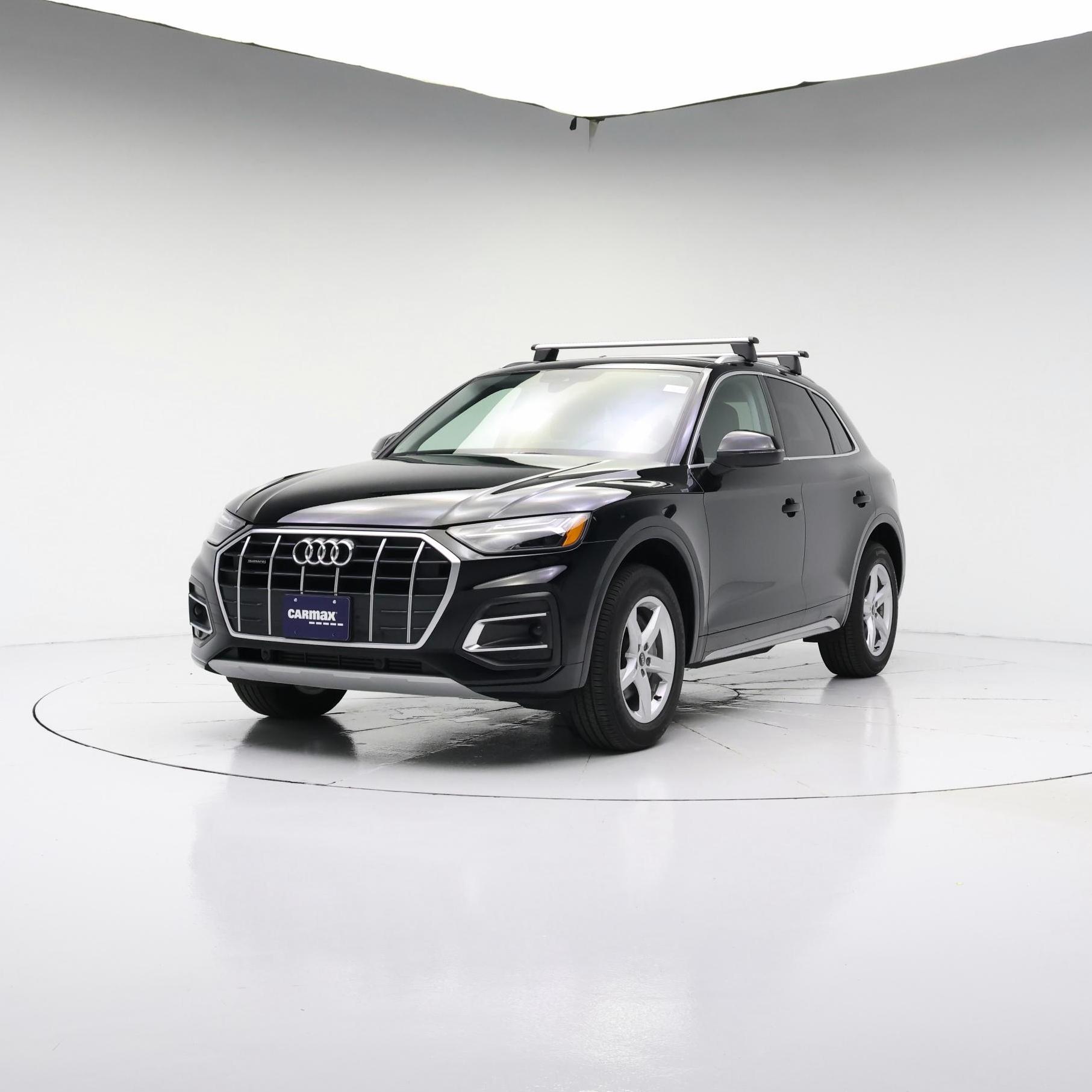Thumbnail: 2023 Audi Q5 - 4