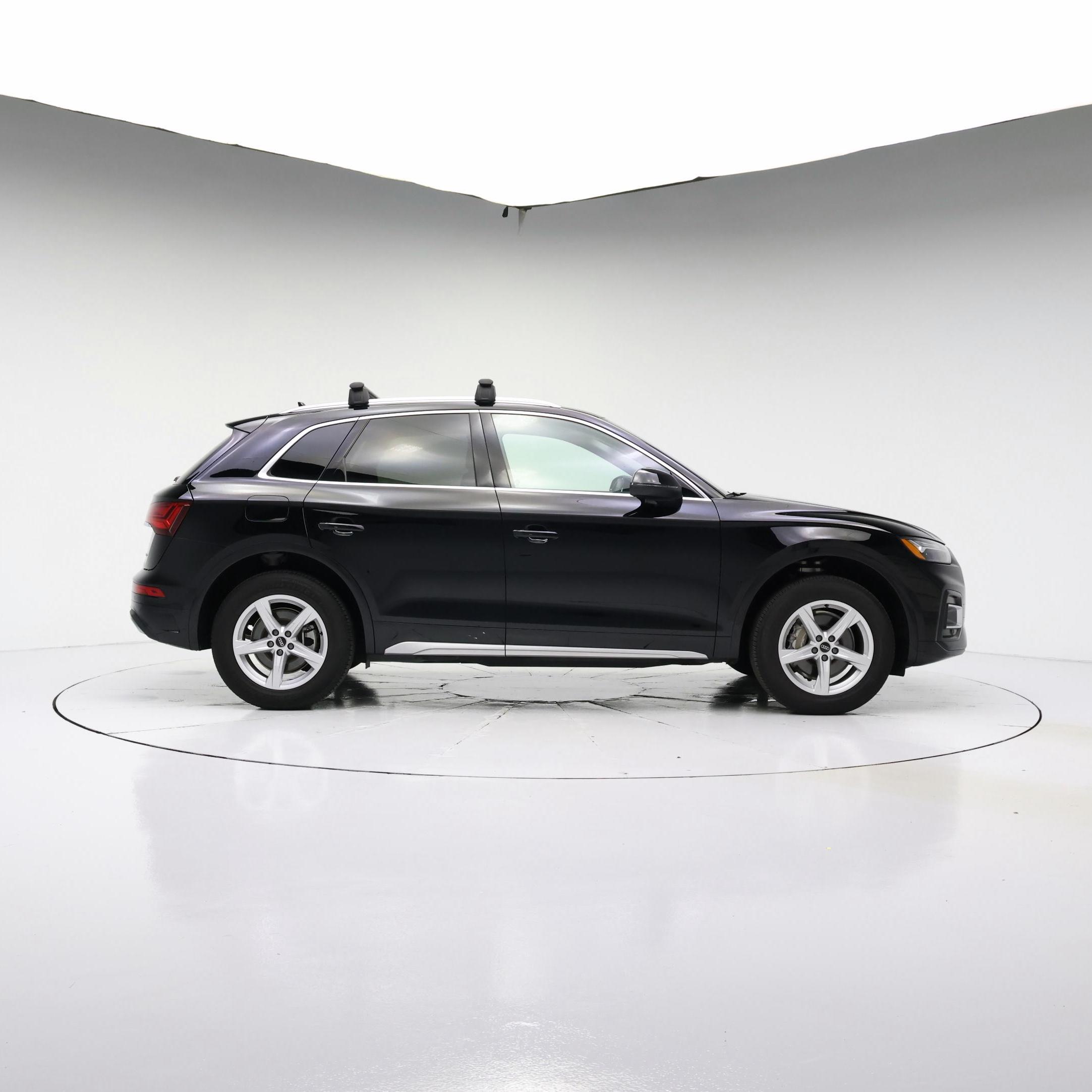 Thumbnail: 2023 Audi Q5 - 7