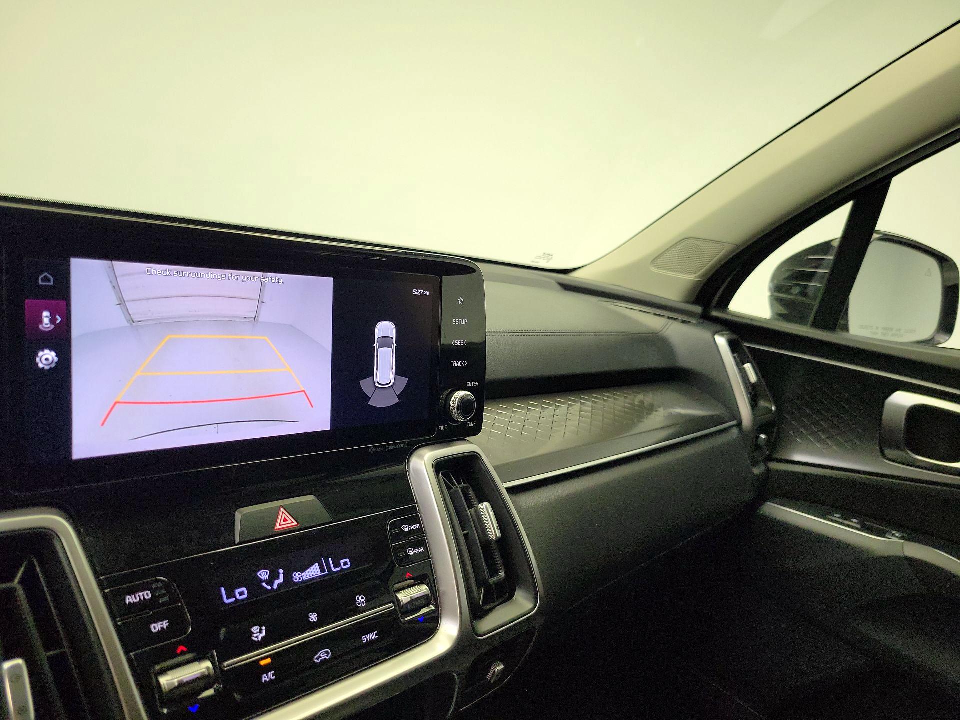 Thumbnail: 2023 Kia Sorento - 15
