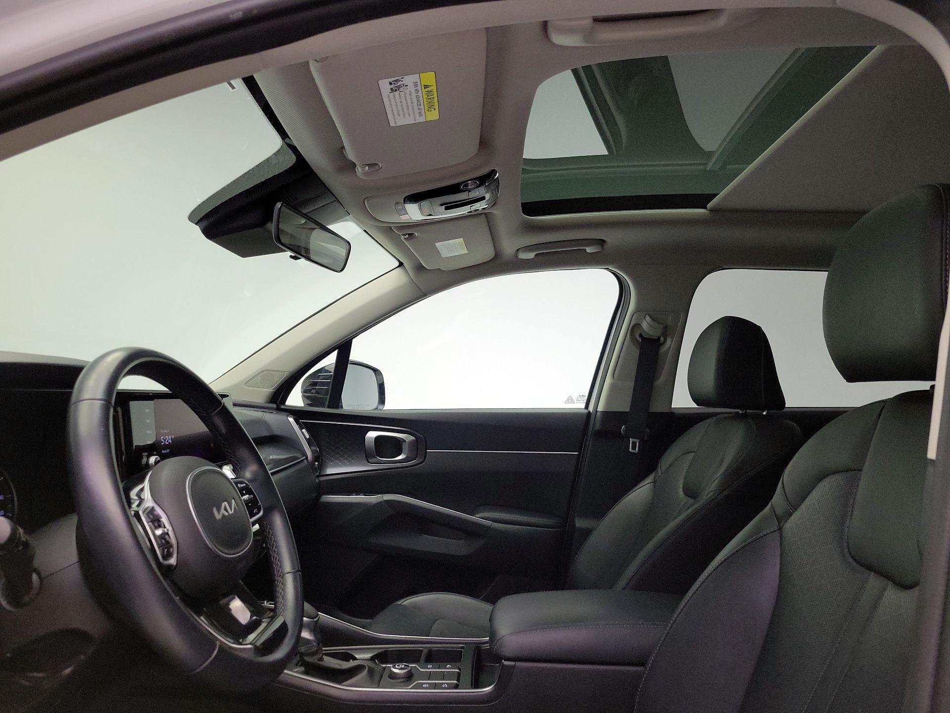 Thumbnail: 2023 Kia Sorento - 20
