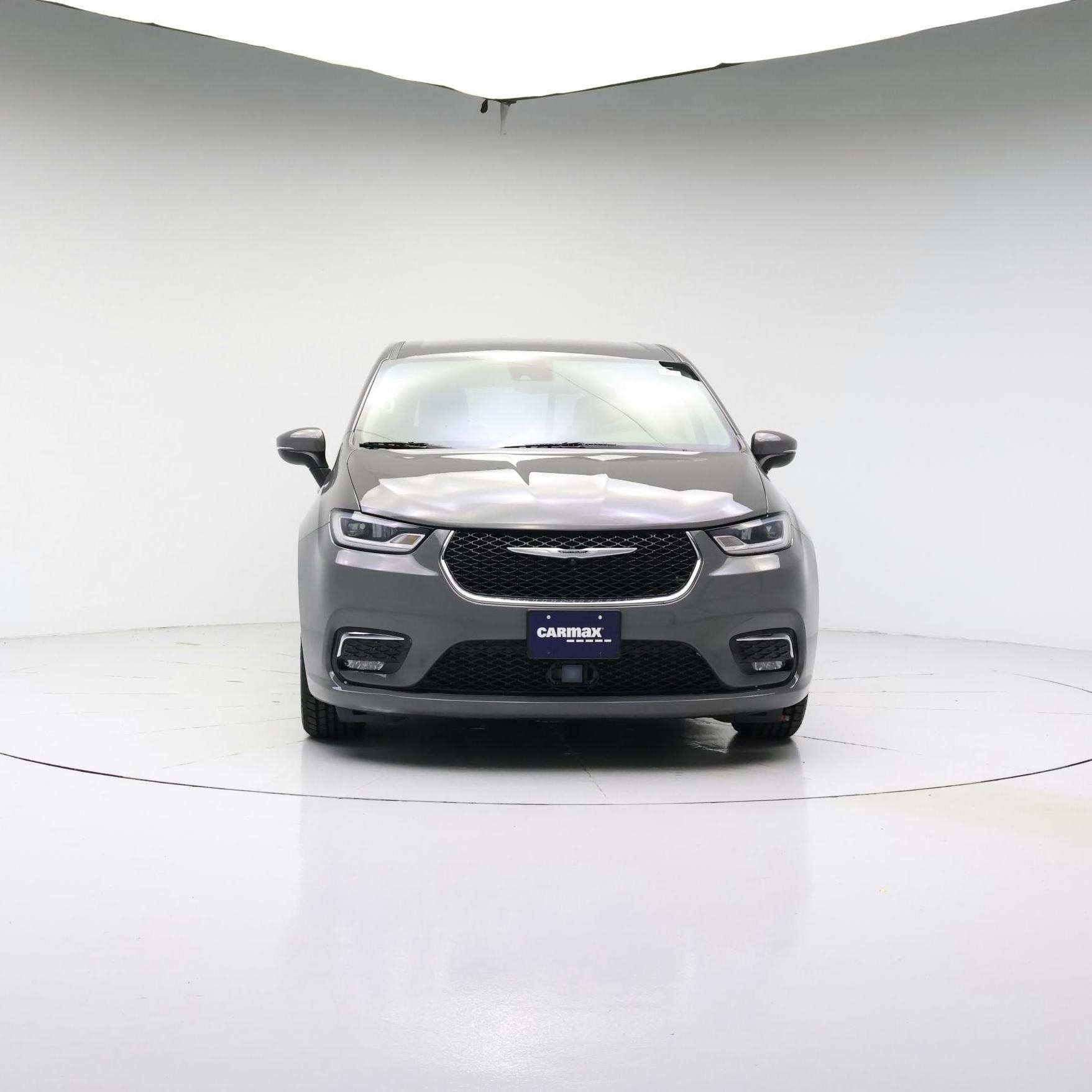 Thumbnail: 2023 Chrysler Pacifica - 5