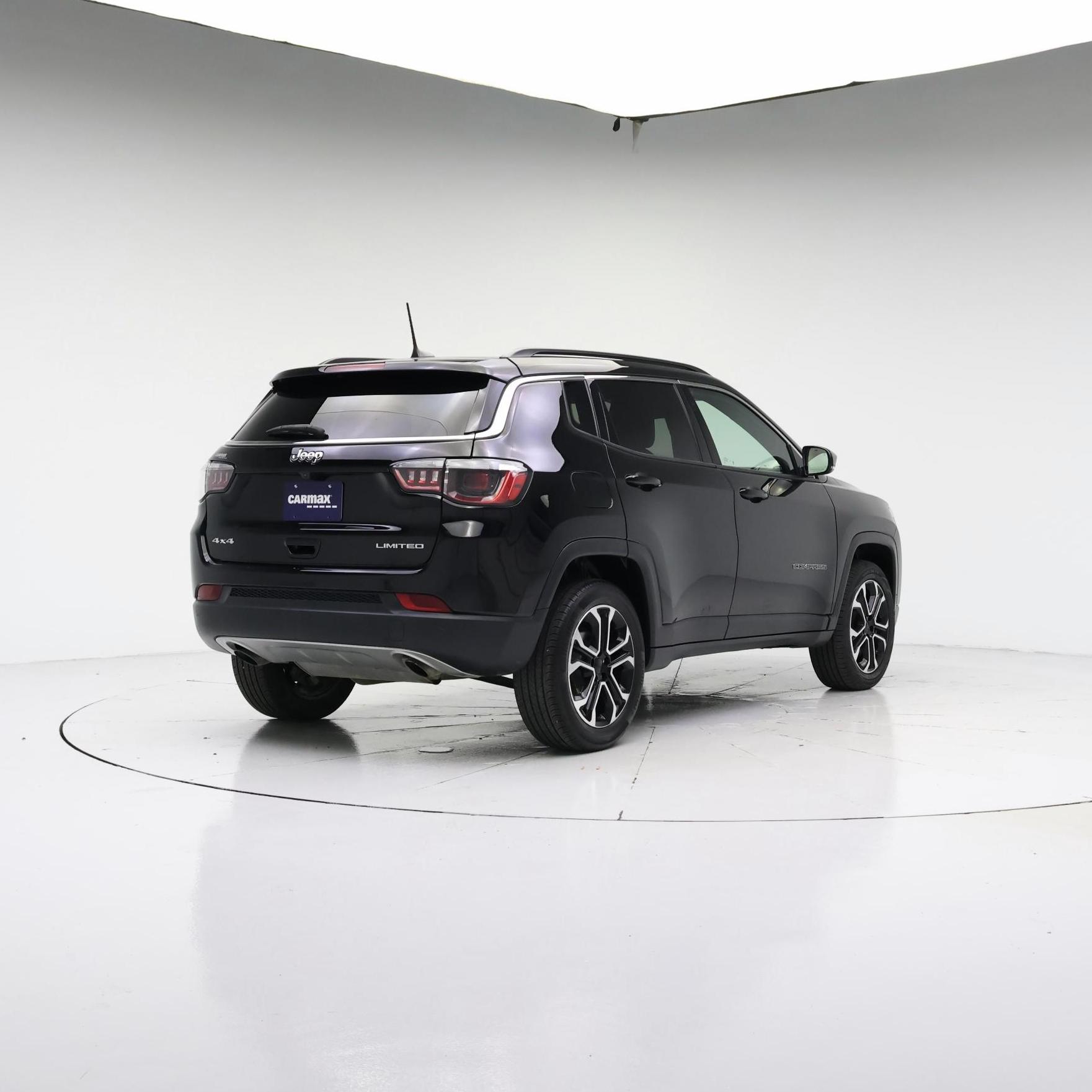 Thumbnail: 2023 Jeep Compass - 8