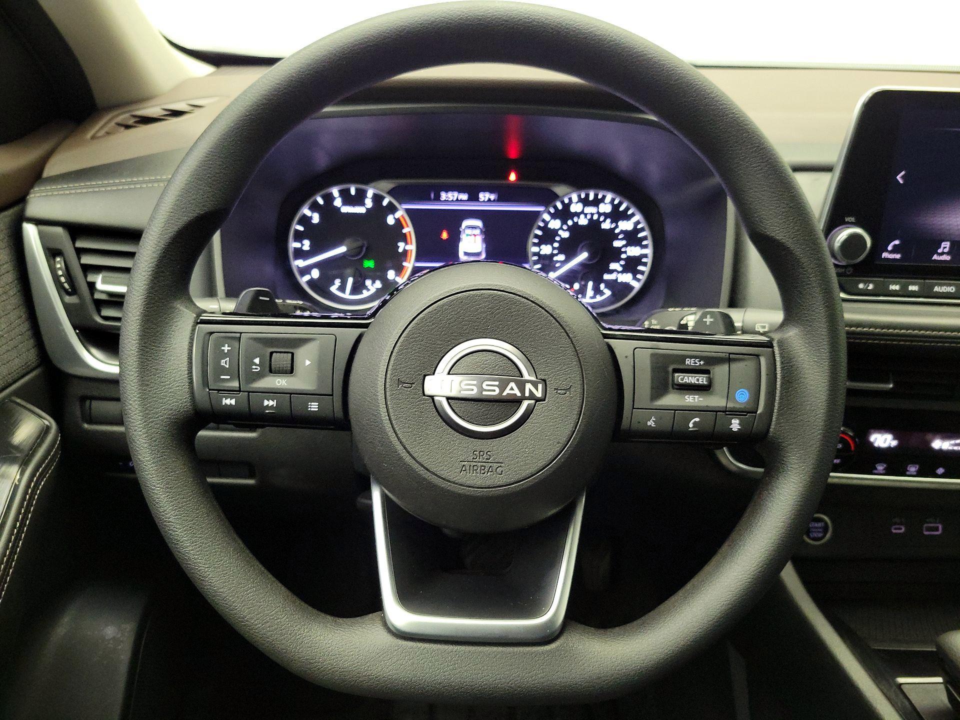 Thumbnail: 2023 Nissan Rogue - 10
