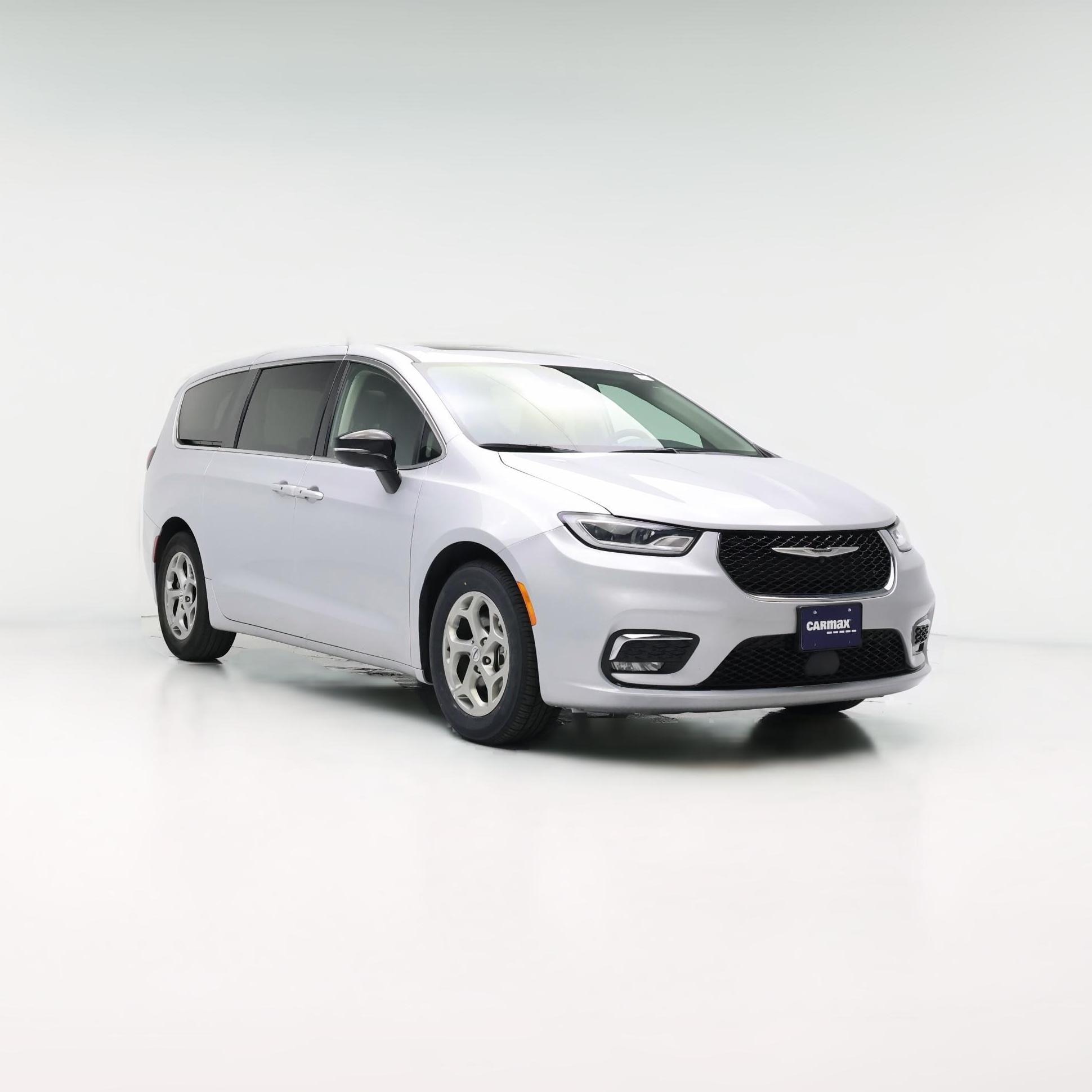 Thumbnail: 2024 Chrysler Pacifica - 1