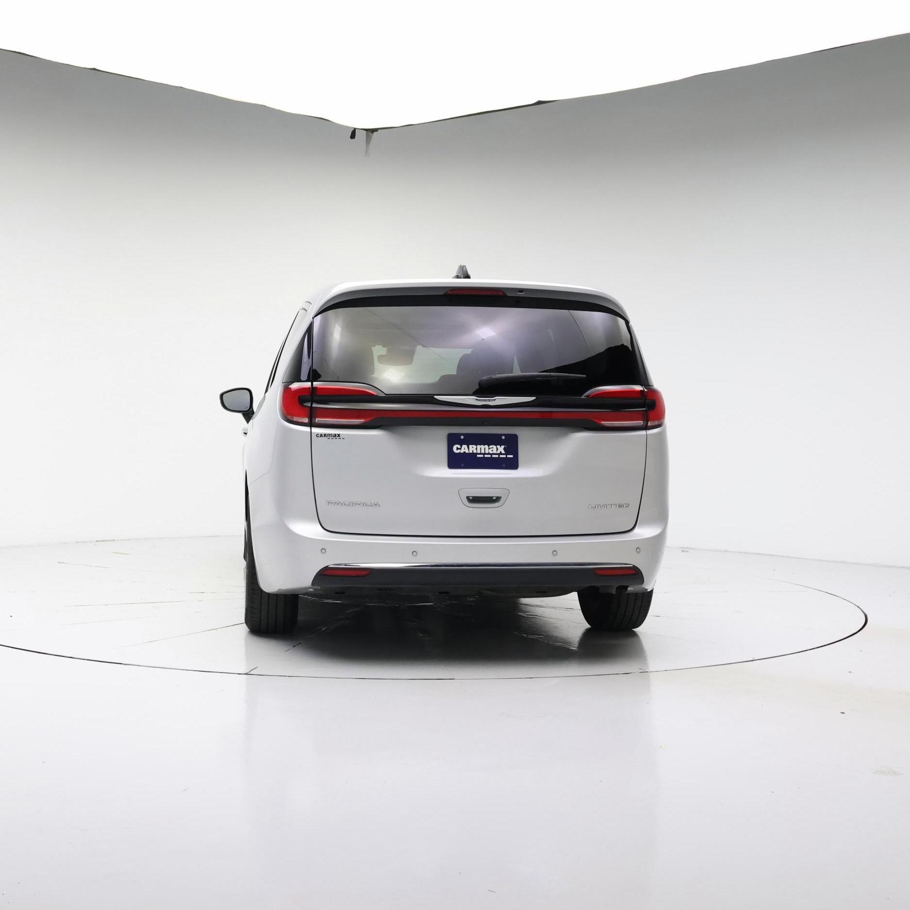 Thumbnail: 2024 Chrysler Pacifica - 6