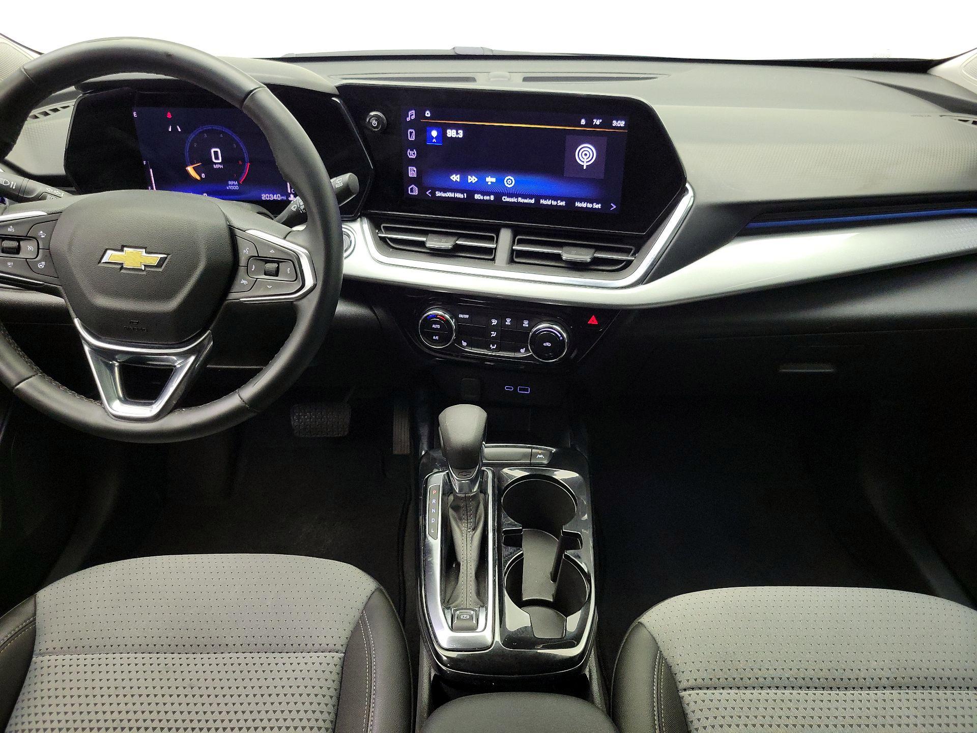 Thumbnail: 2025 Chevrolet Trax - 9