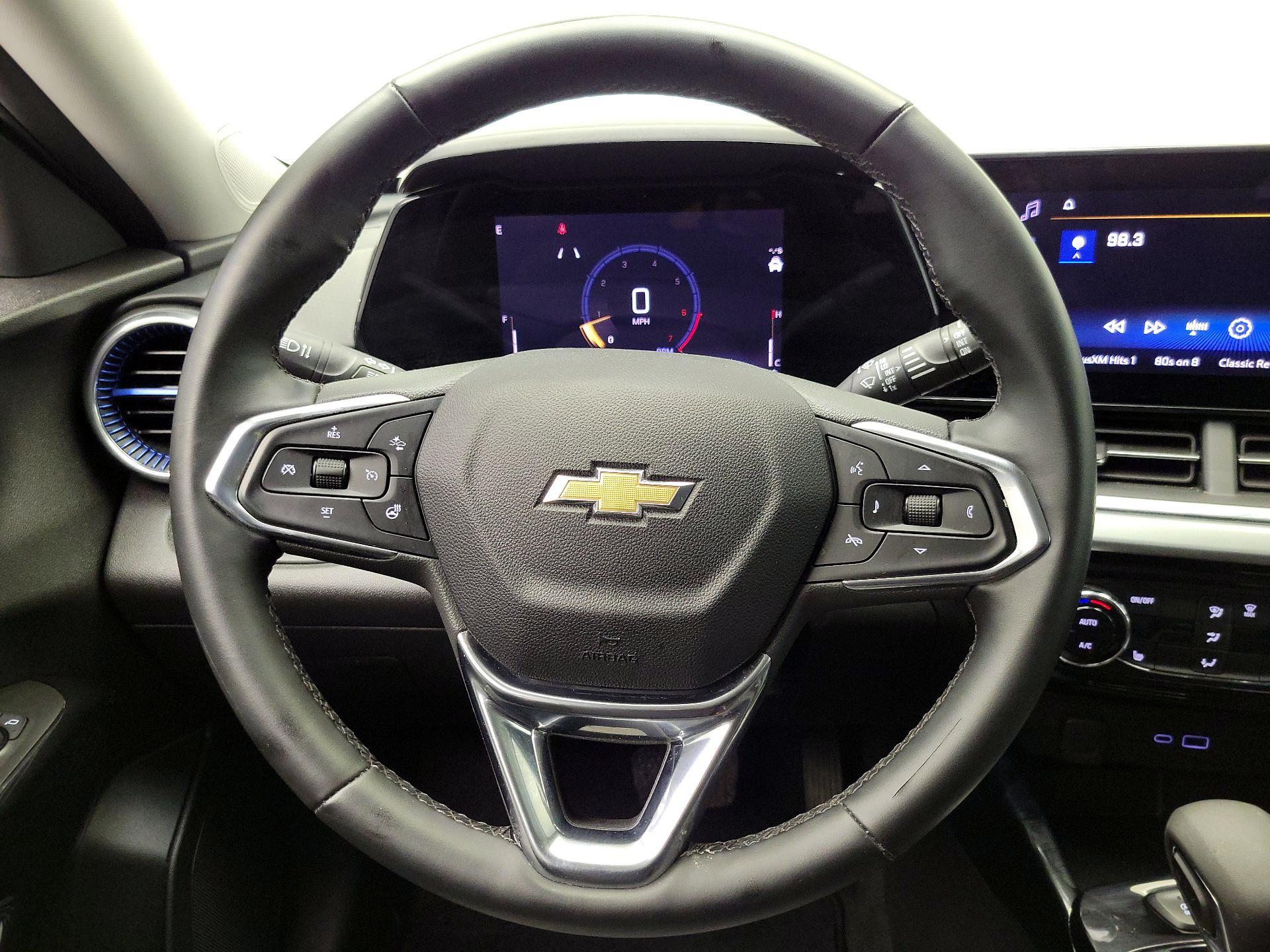 Thumbnail: 2025 Chevrolet Trax - 10