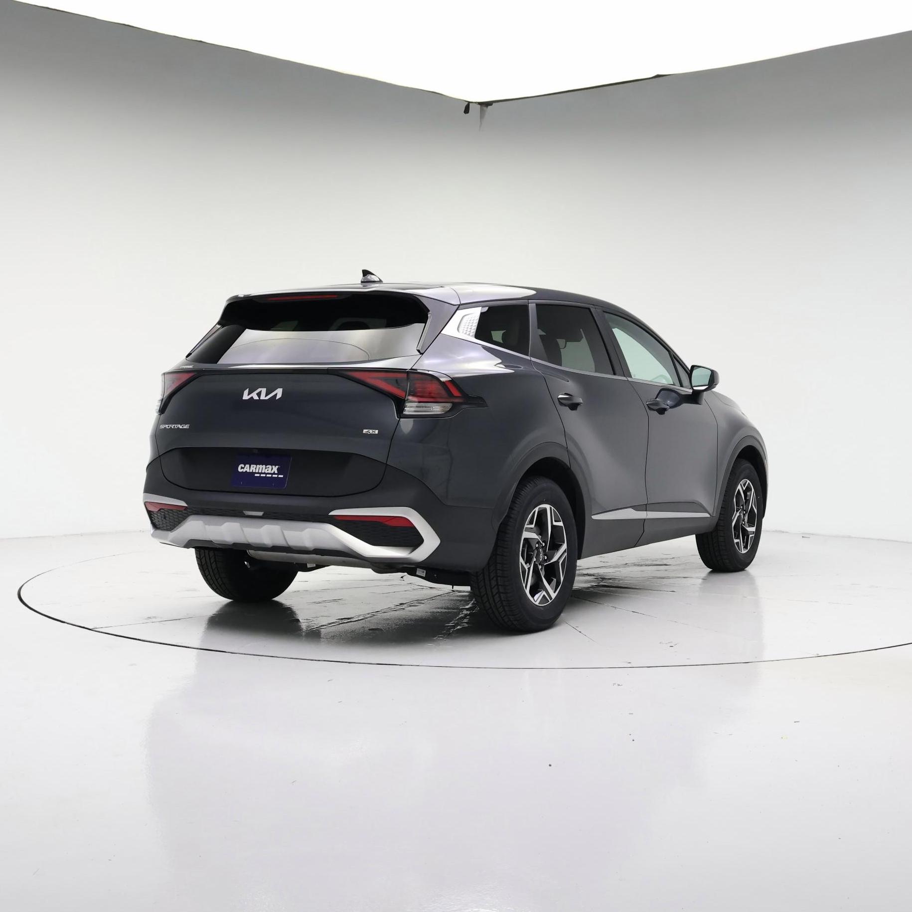 Thumbnail: 2023 Kia Sportage - 8