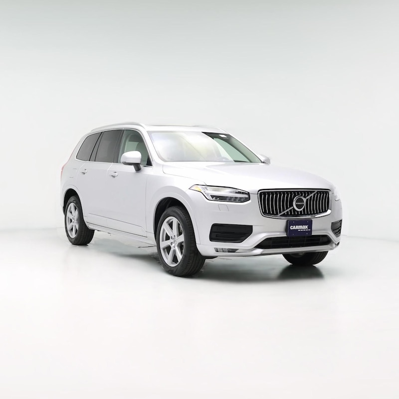 2022 Volvo XC90 T5 Momentum