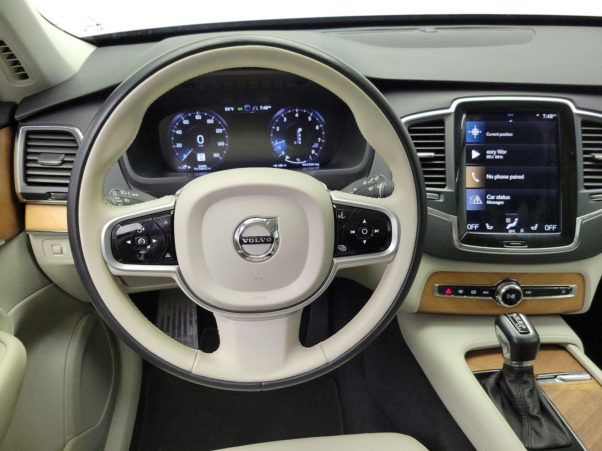 Thumbnail: 2022 Volvo XC90 - 10