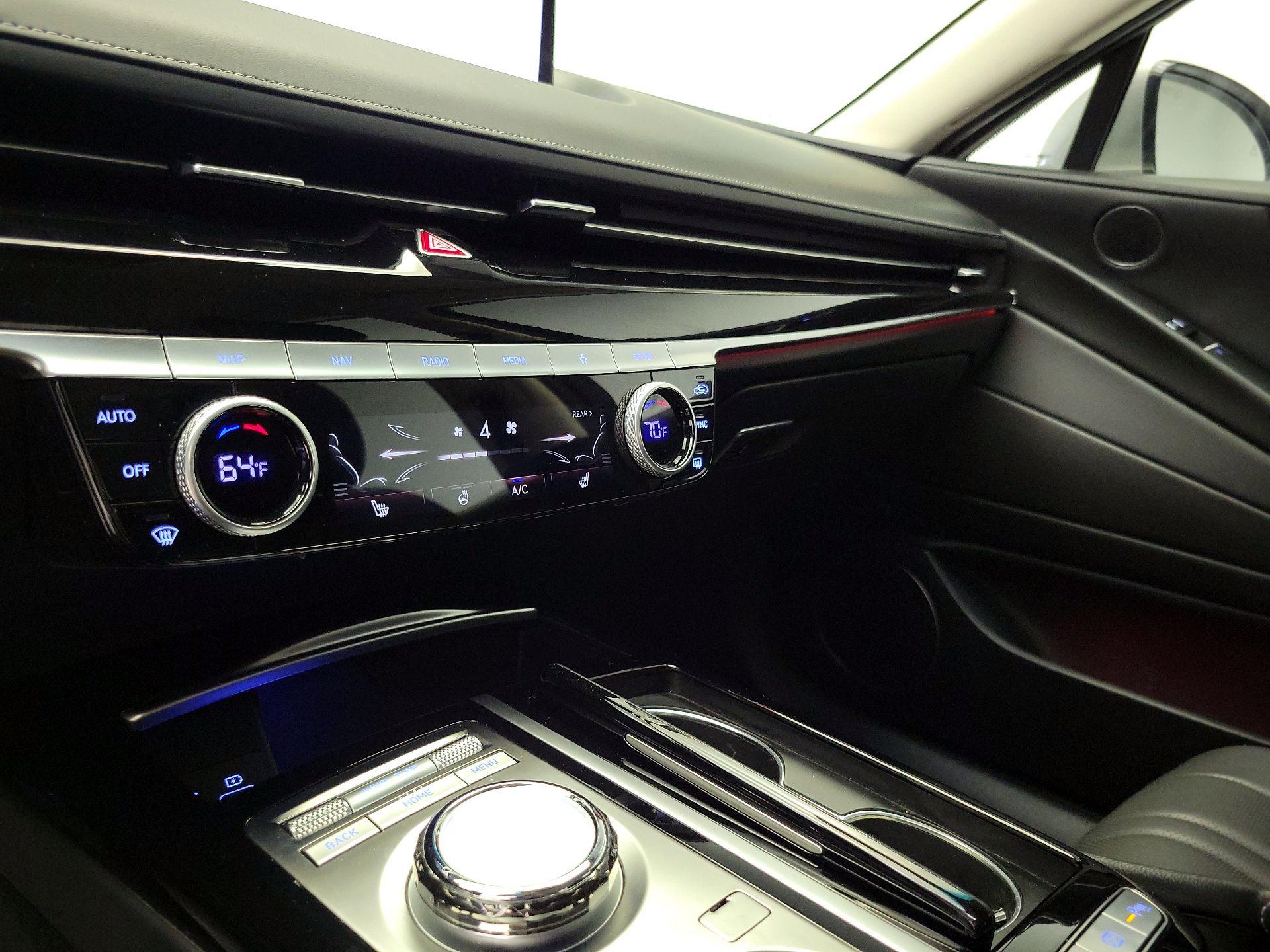 Thumbnail: 2023 Genesis G80 - 17