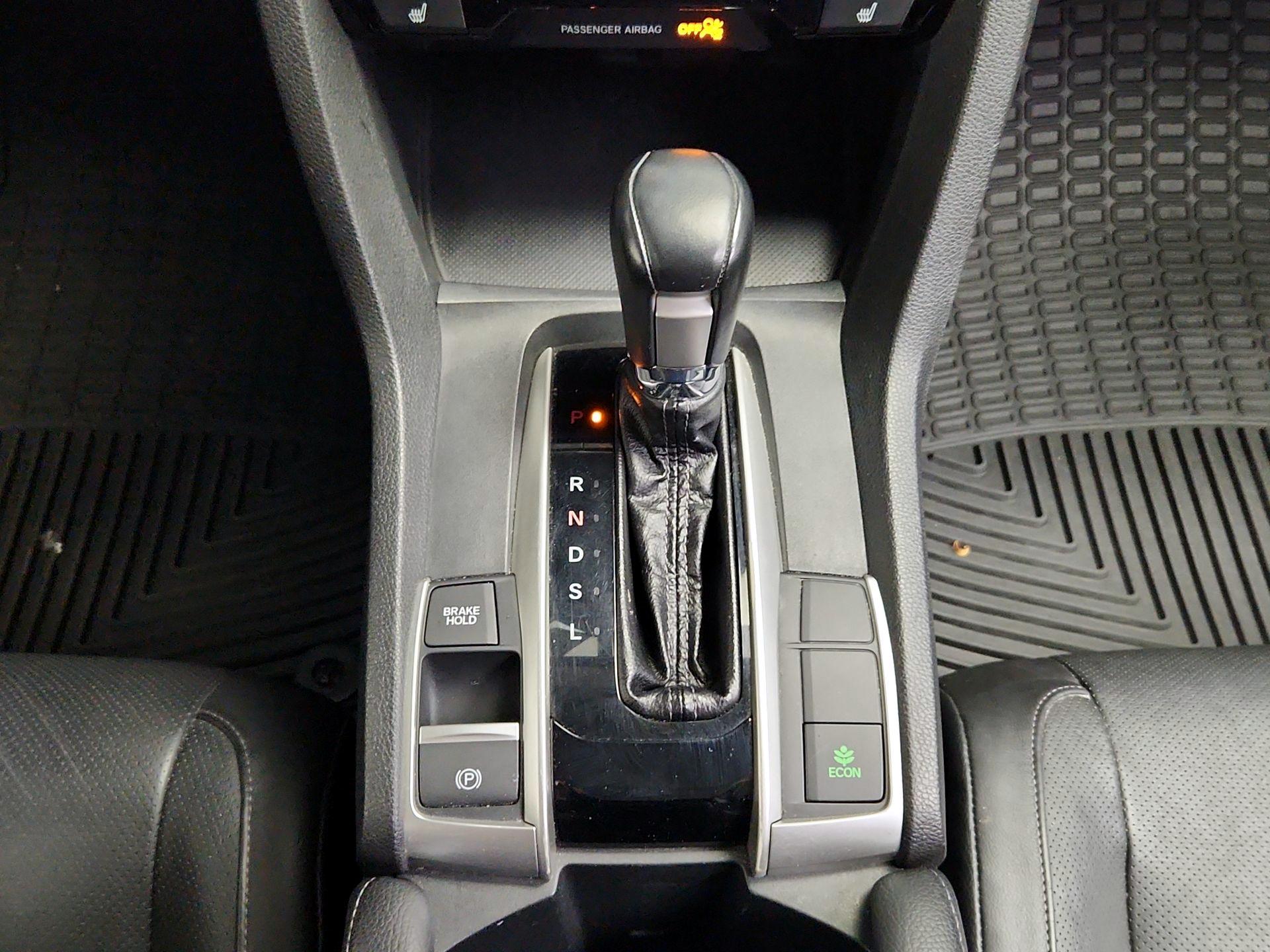 Thumbnail: 2016 Honda Civic - 17