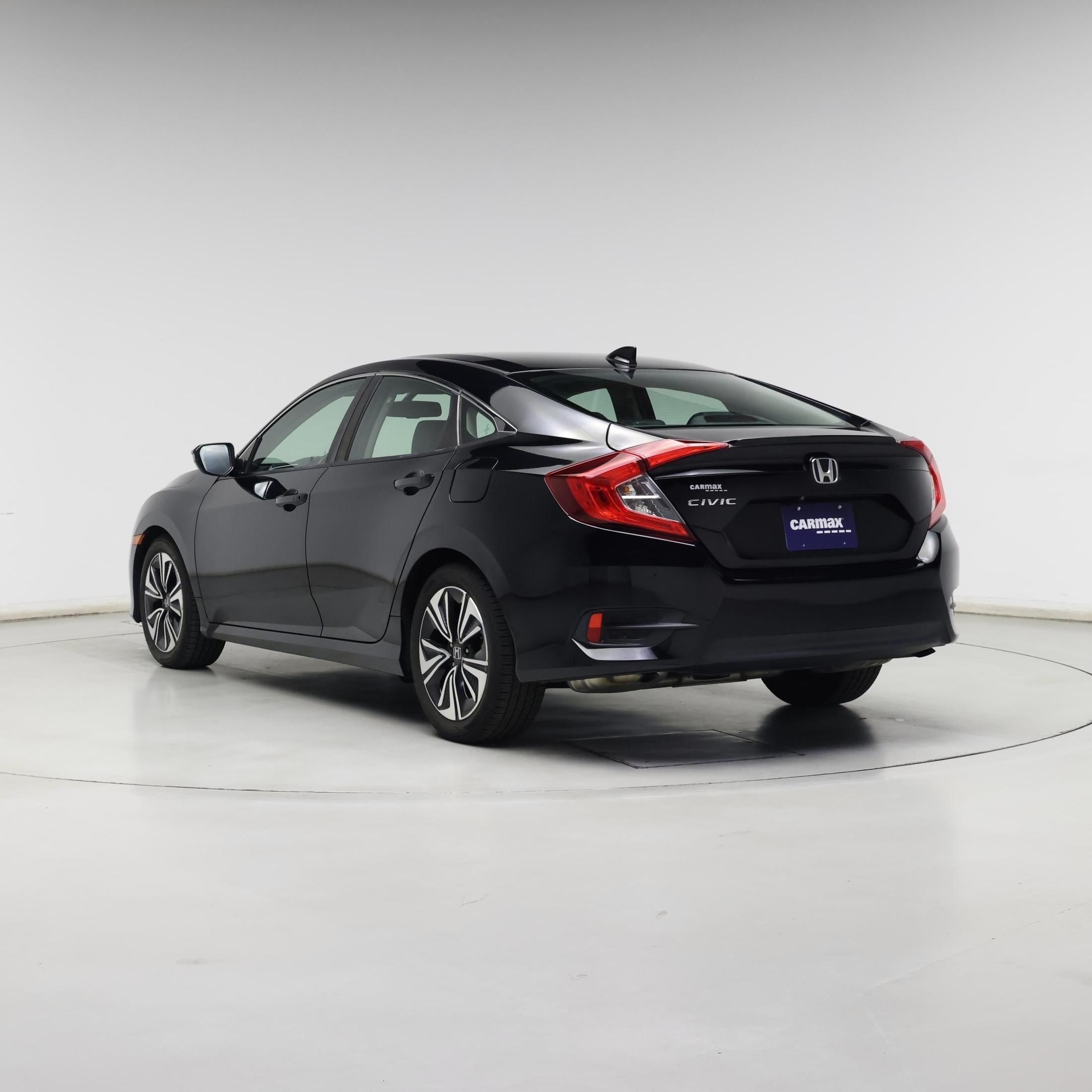 Thumbnail: 2016 Honda Civic - 2
