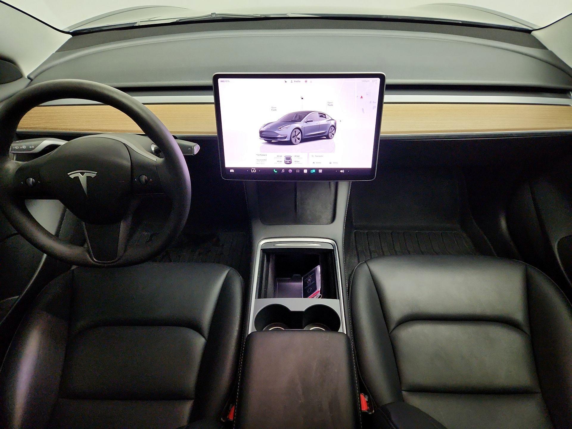 Thumbnail: 2023 Tesla Model 3 - 9