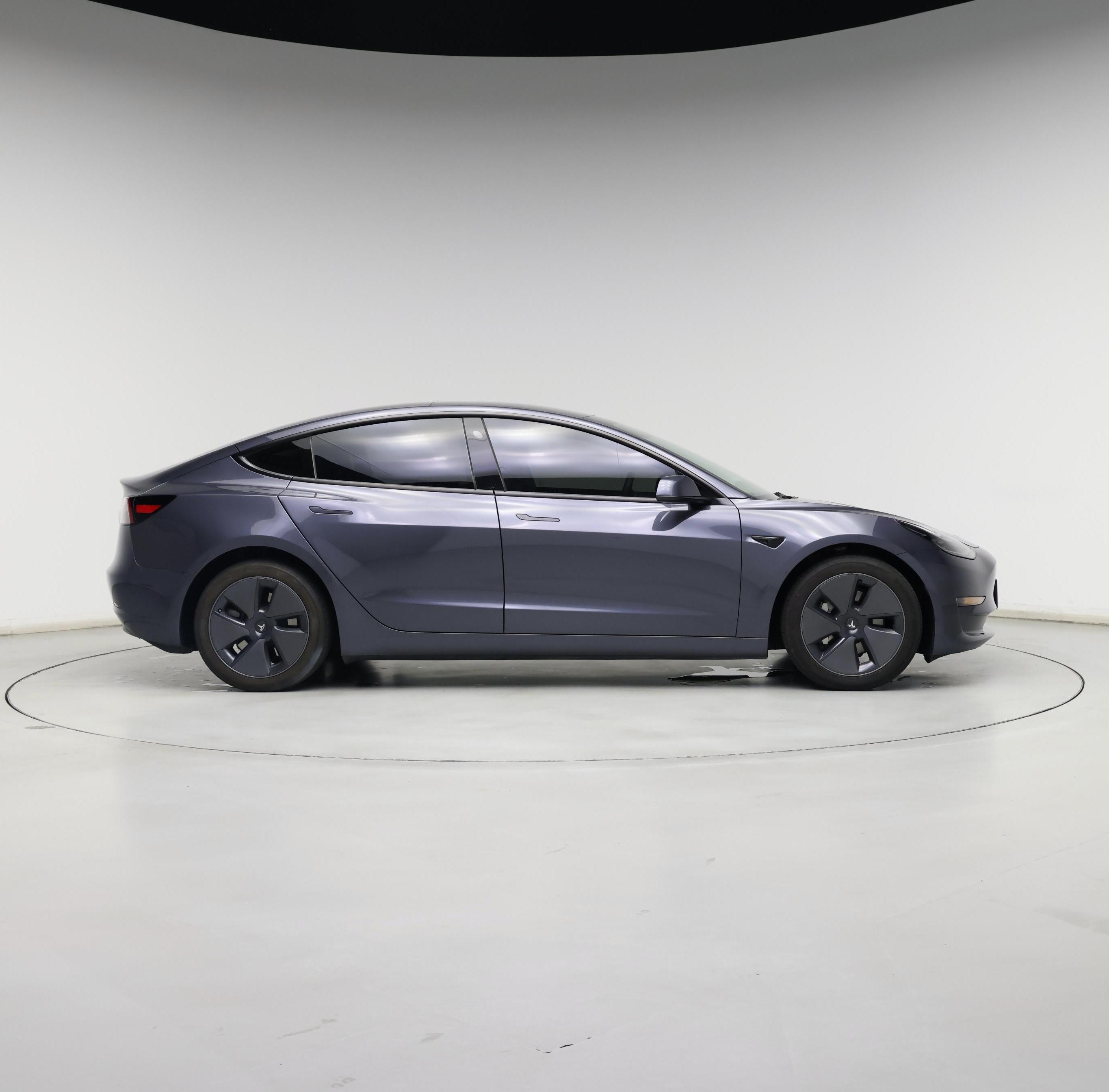Thumbnail: 2023 Tesla Model 3 - 7