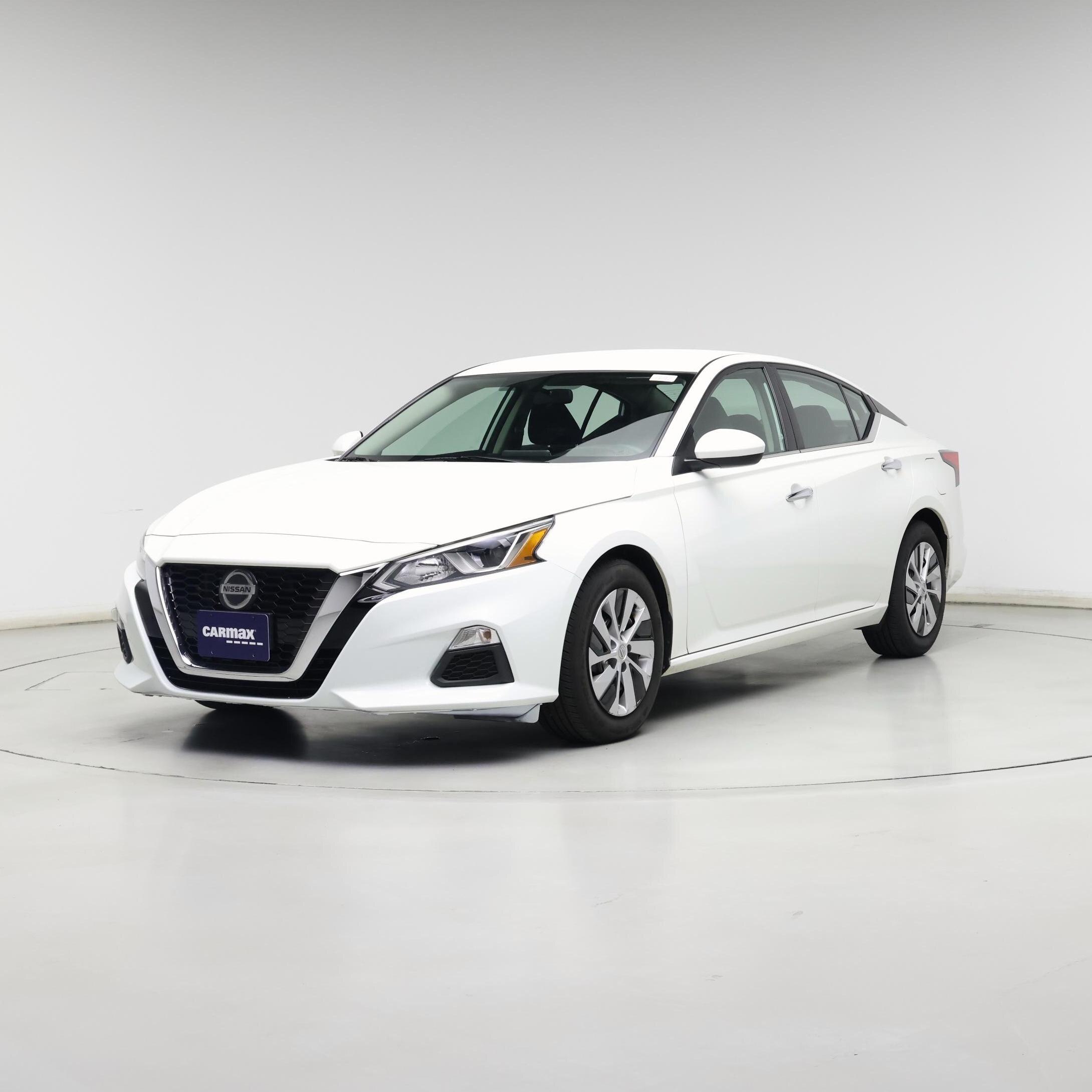 Thumbnail: 2020 Nissan Altima - 4