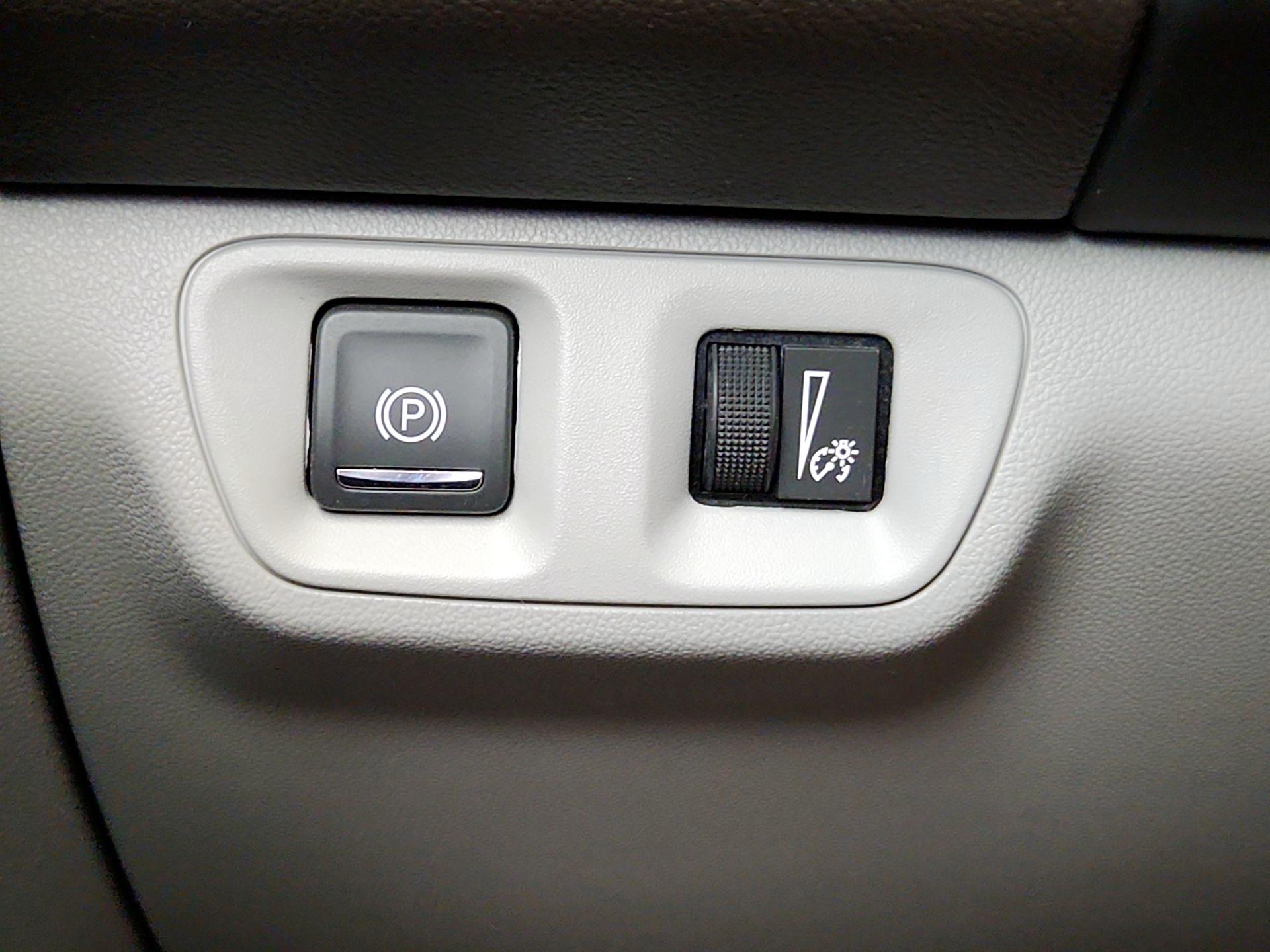 Thumbnail: 2019 GMC Acadia - 13