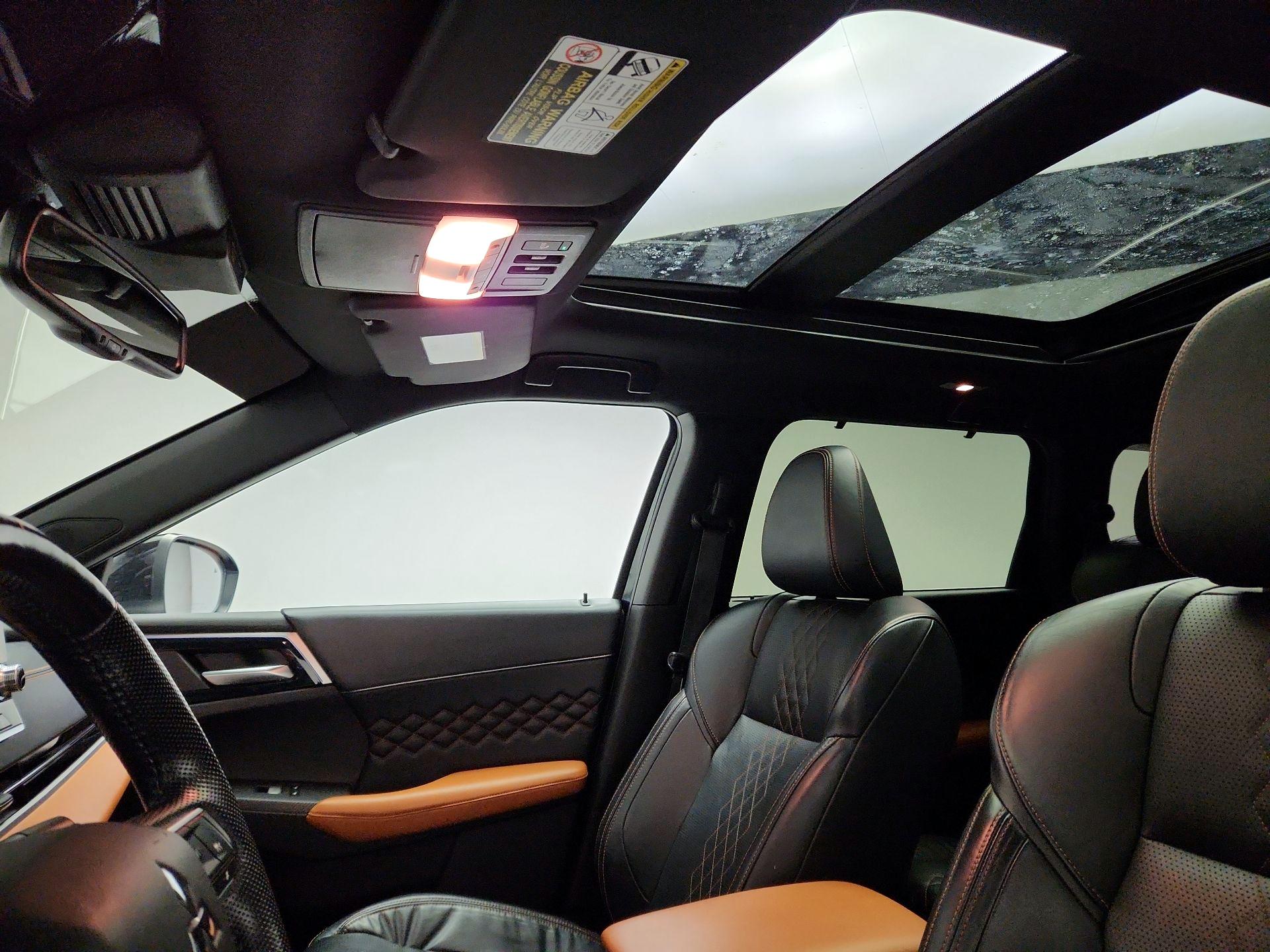 Thumbnail: 2022 Mitsubishi Outlander - 20