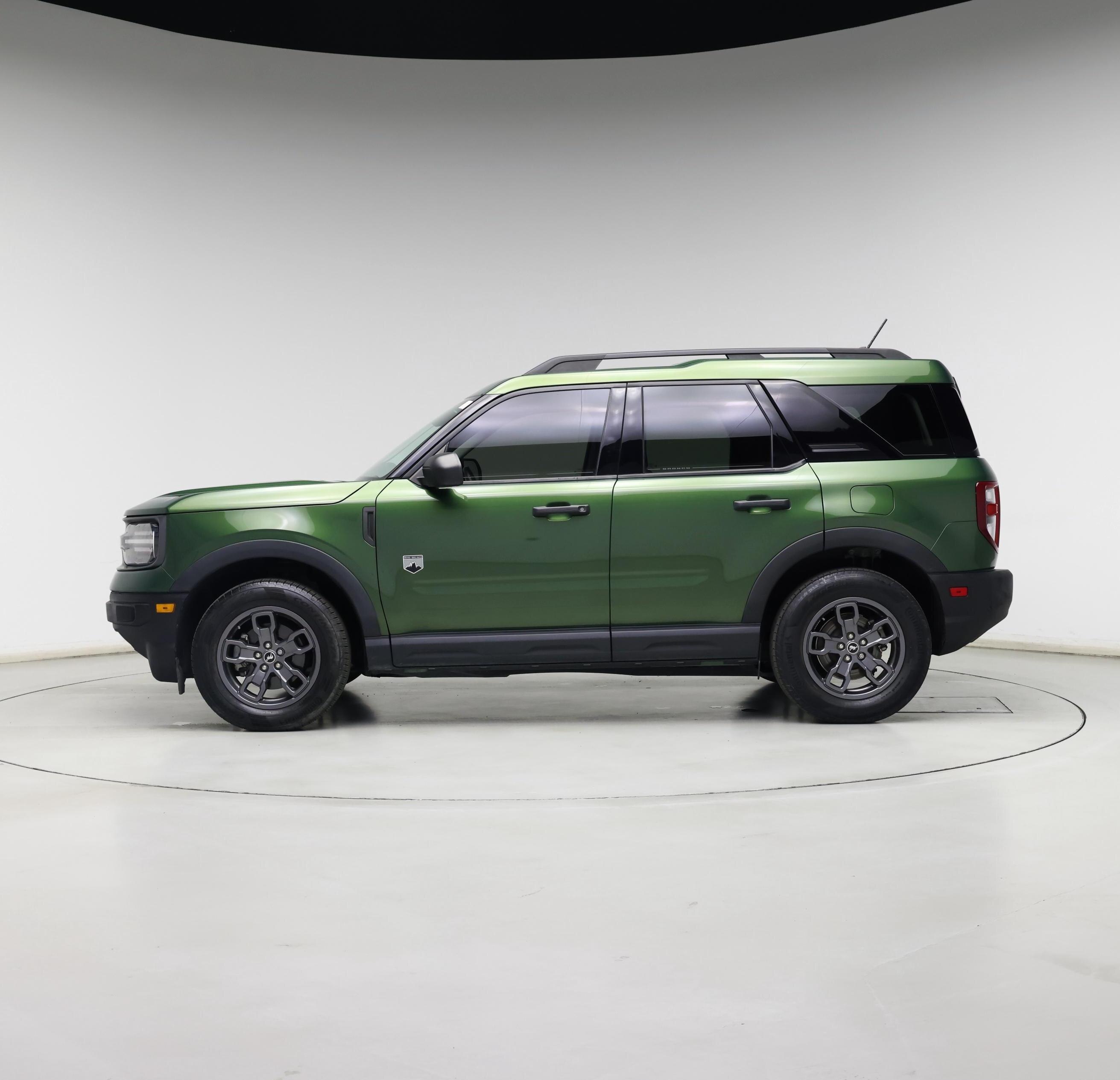 Thumbnail: 2023 Ford Bronco Sport - 3