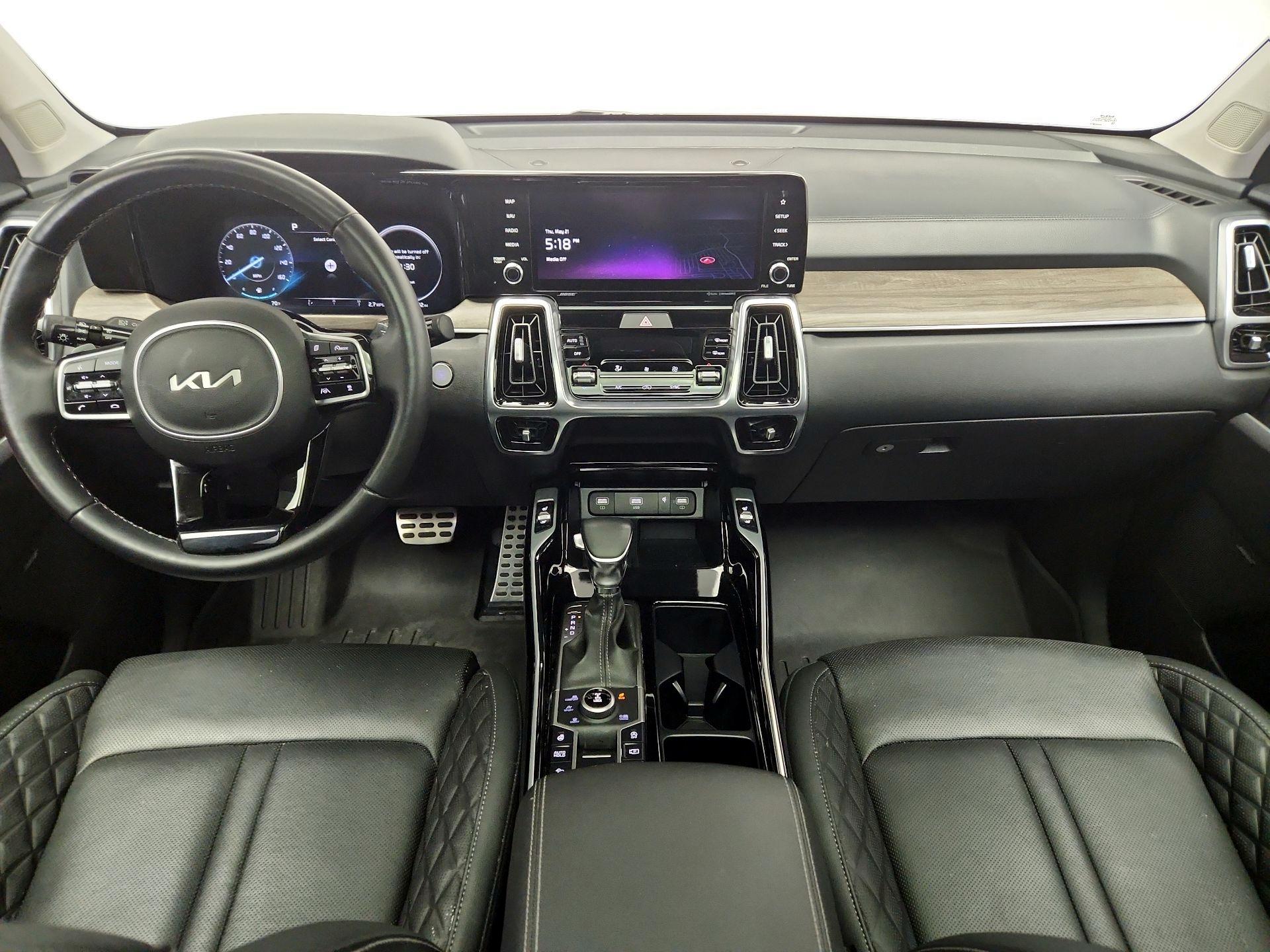 Thumbnail: 2022 Kia Sorento - 9