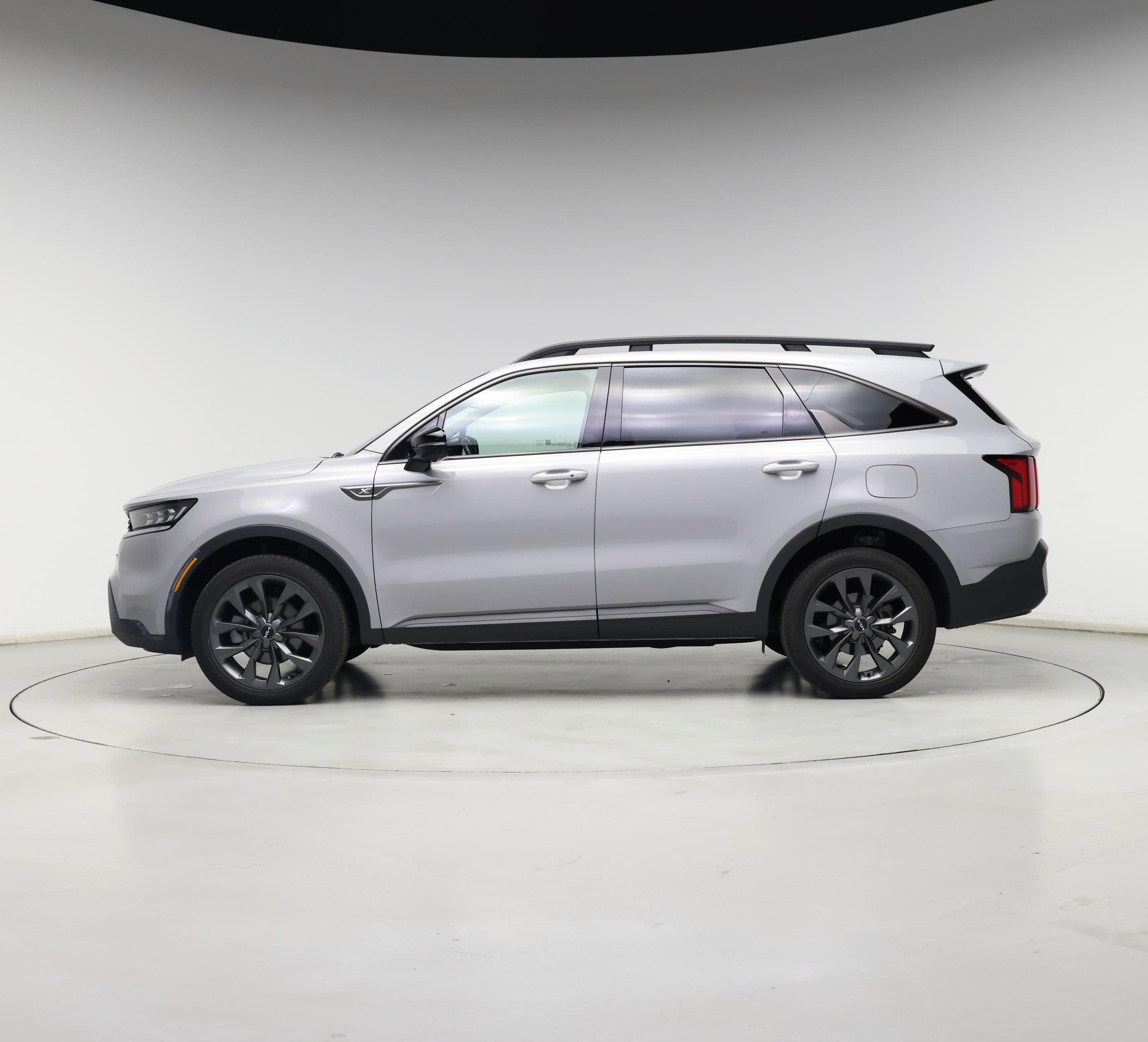 Thumbnail: 2022 Kia Sorento - 3