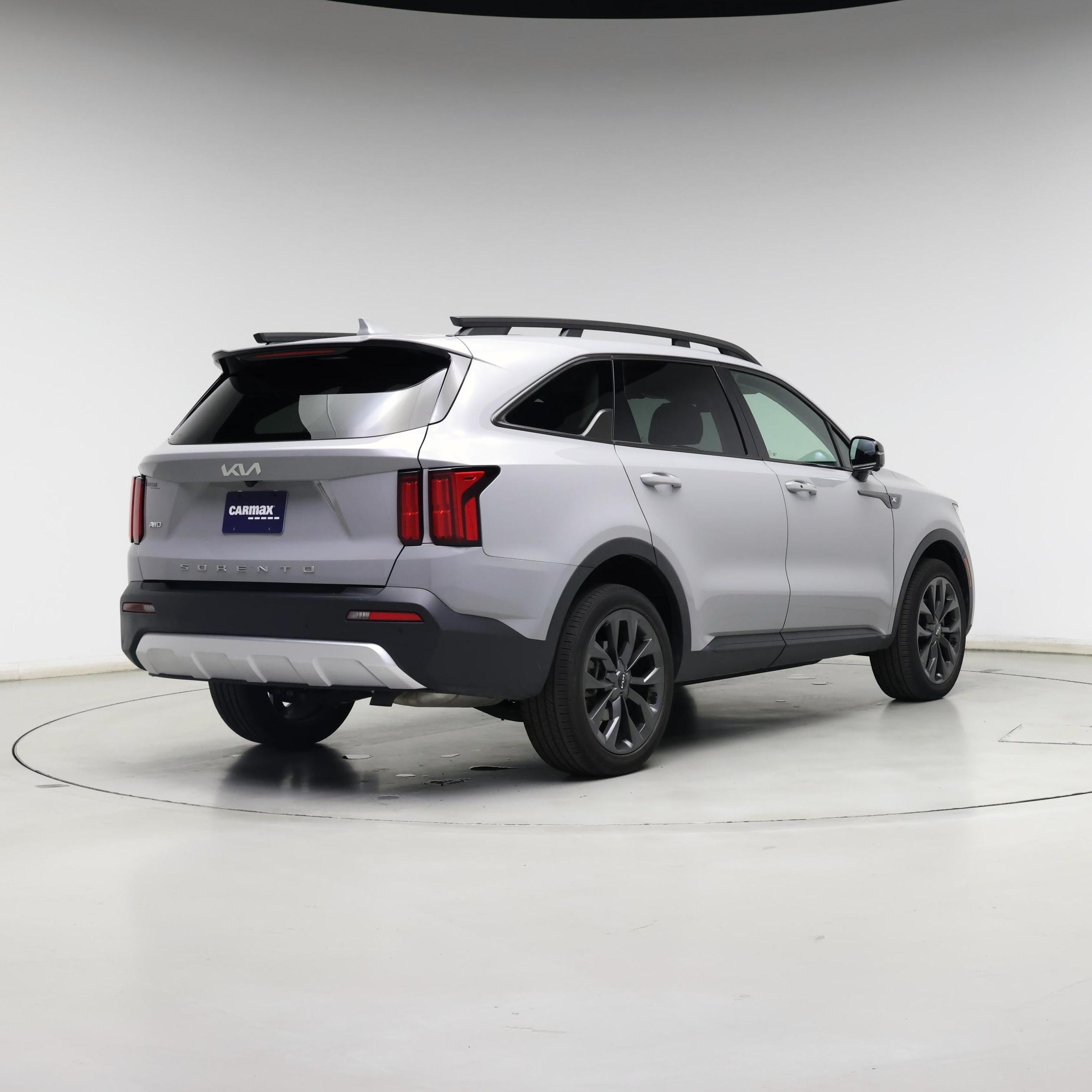 Thumbnail: 2022 Kia Sorento - 8