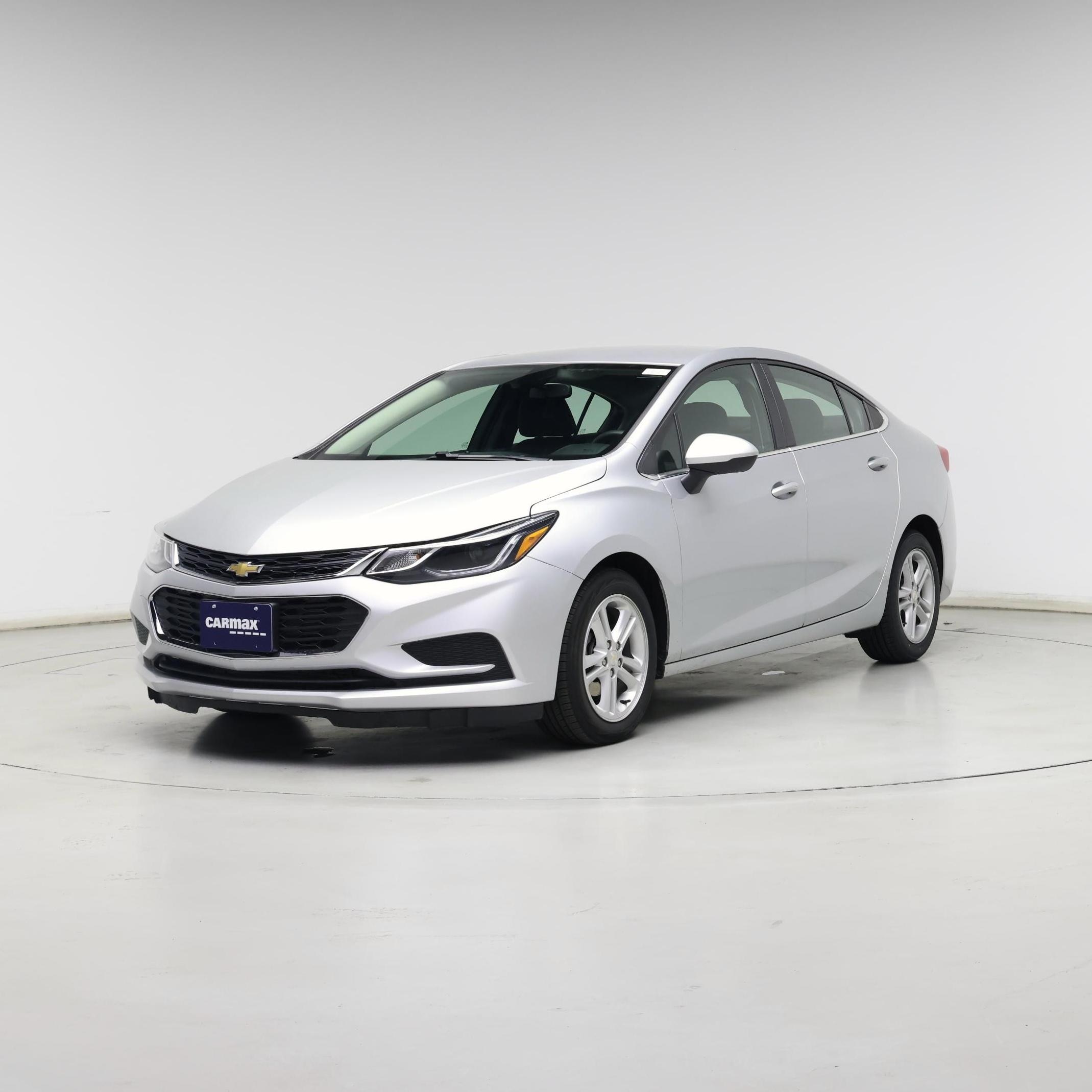 Thumbnail: 2018 Chevrolet Cruze - 4