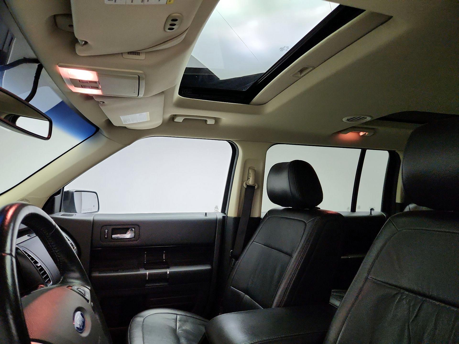 Thumbnail: 2014 Ford Flex - 18